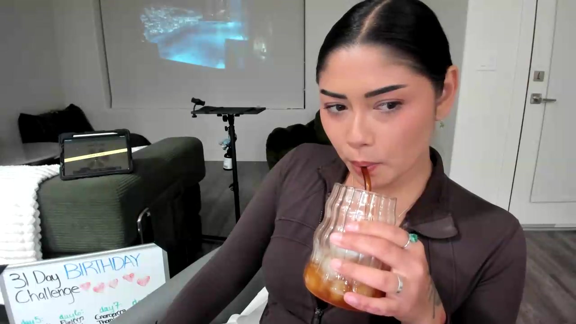 Gallery image thumbnail from YourGoddessLu's myfreecams stream on, 05/08/2026, 03:37 image 20 of 20