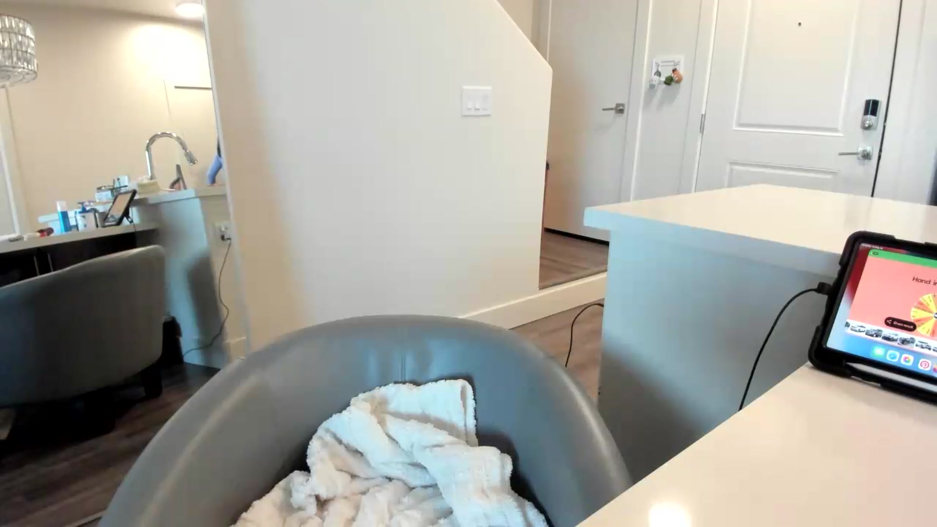 Gallery image thumbnail from YourGoddessLu's myfreecams stream on, 05/23/2026, 03:49 image 3 of 20