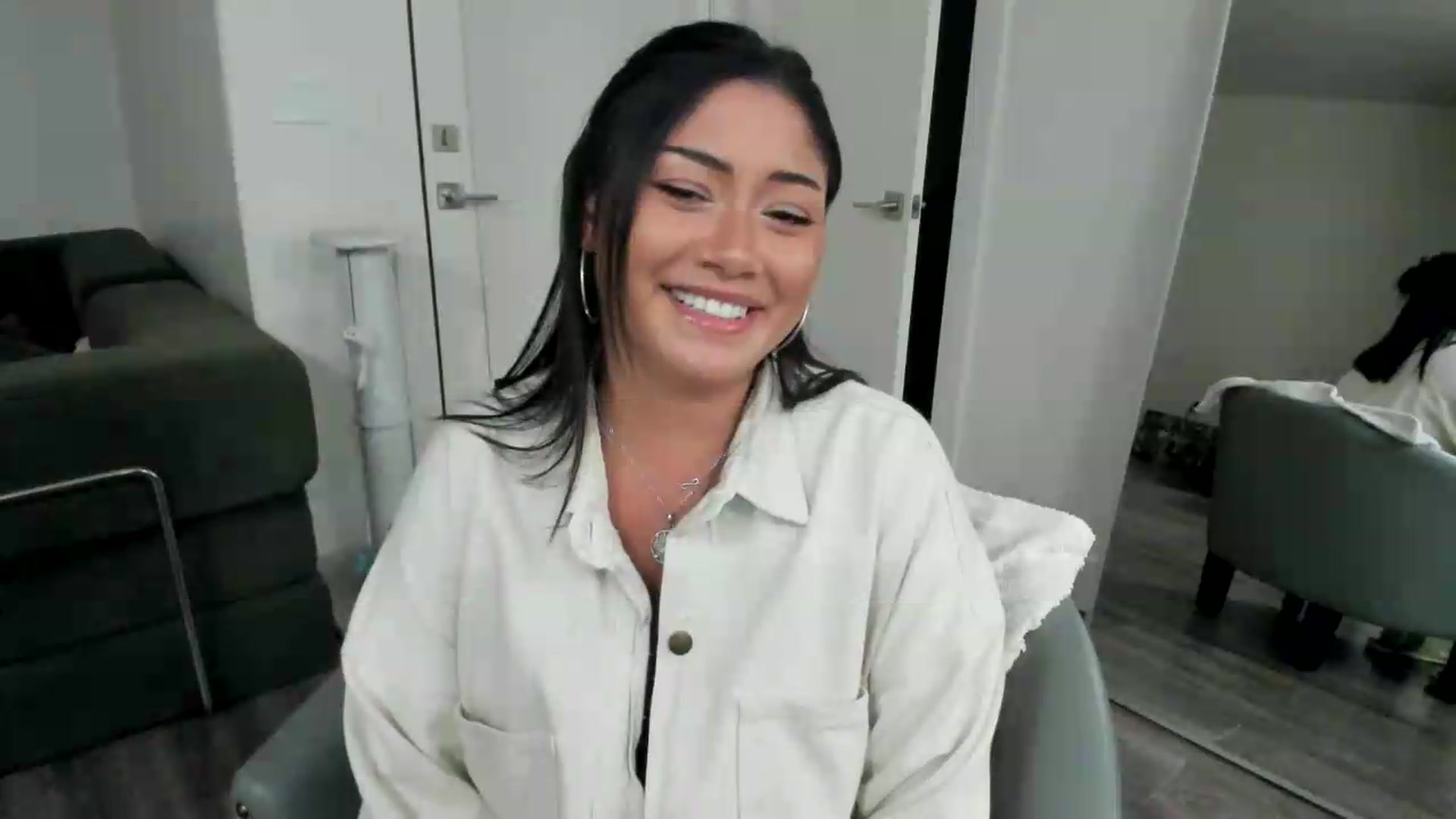 Gallery image thumbnail from YourGoddessLu's myfreecams stream on, 05/24/2026, 06:38 image 7 of 20