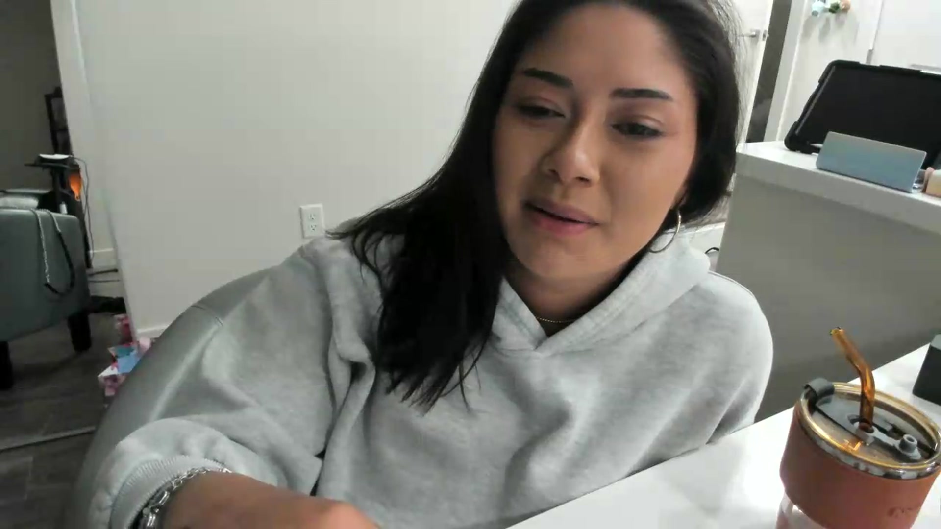 Gallery image thumbnail from YourGoddessLu's myfreecams stream on, 05/25/2026, 09:04 image 16 of 20