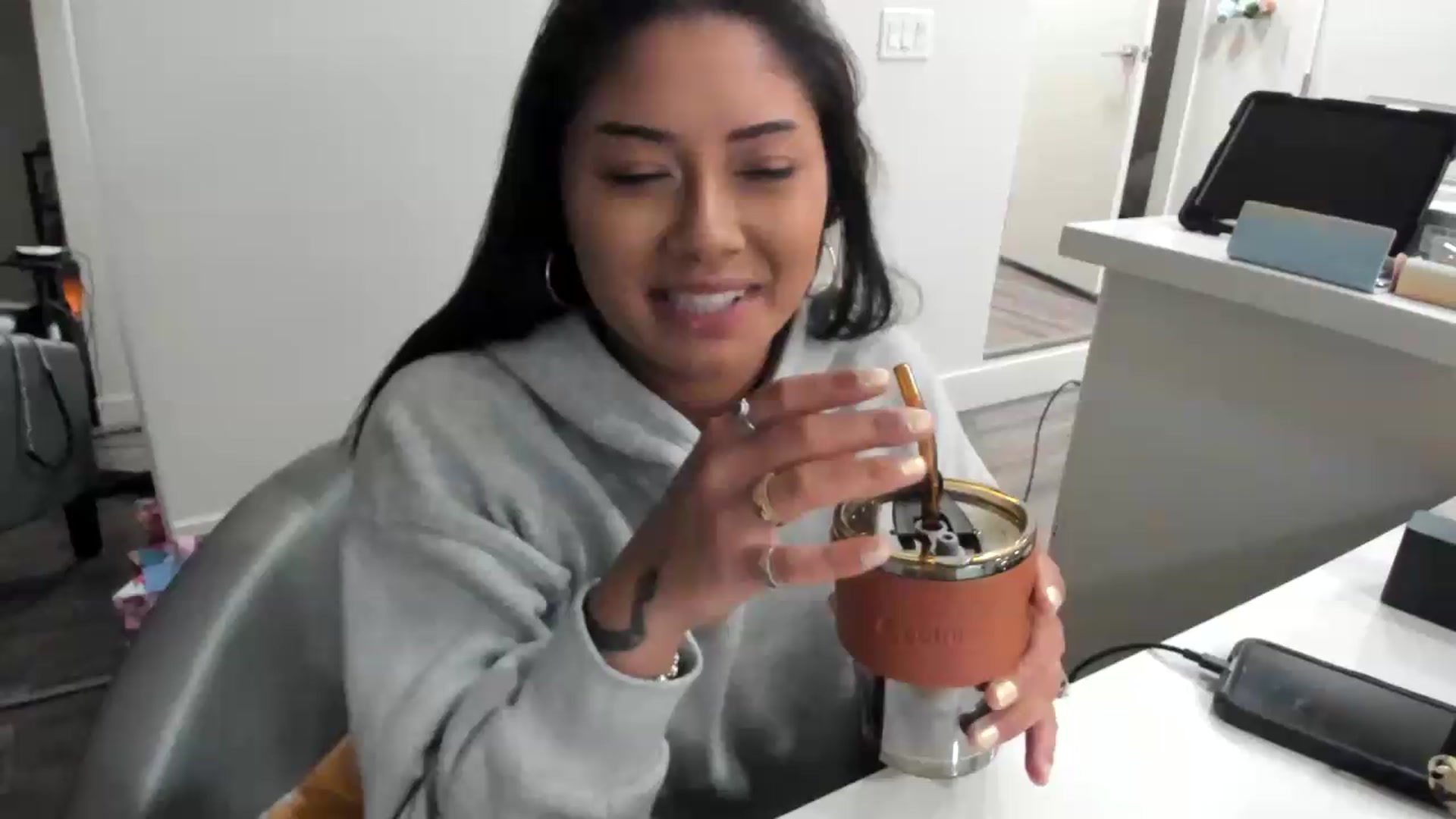 Gallery image thumbnail from YourGoddessLu's myfreecams stream on, 05/25/2026, 09:04 image 15 of 20
