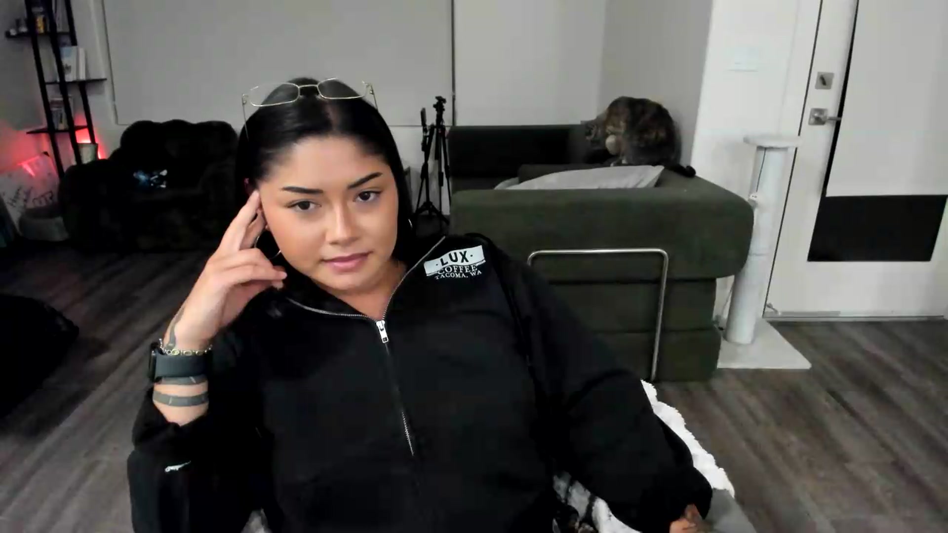 Gallery image thumbnail from YourGoddessLu's myfreecams stream on, 05/31/2026, 08:14 image 16 of 20