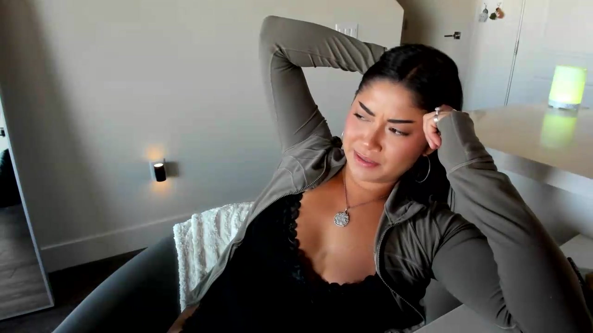 Gallery image thumbnail from YourGoddessLu's myfreecams stream on, 06/01/2026, 02:19 image 7 of 20