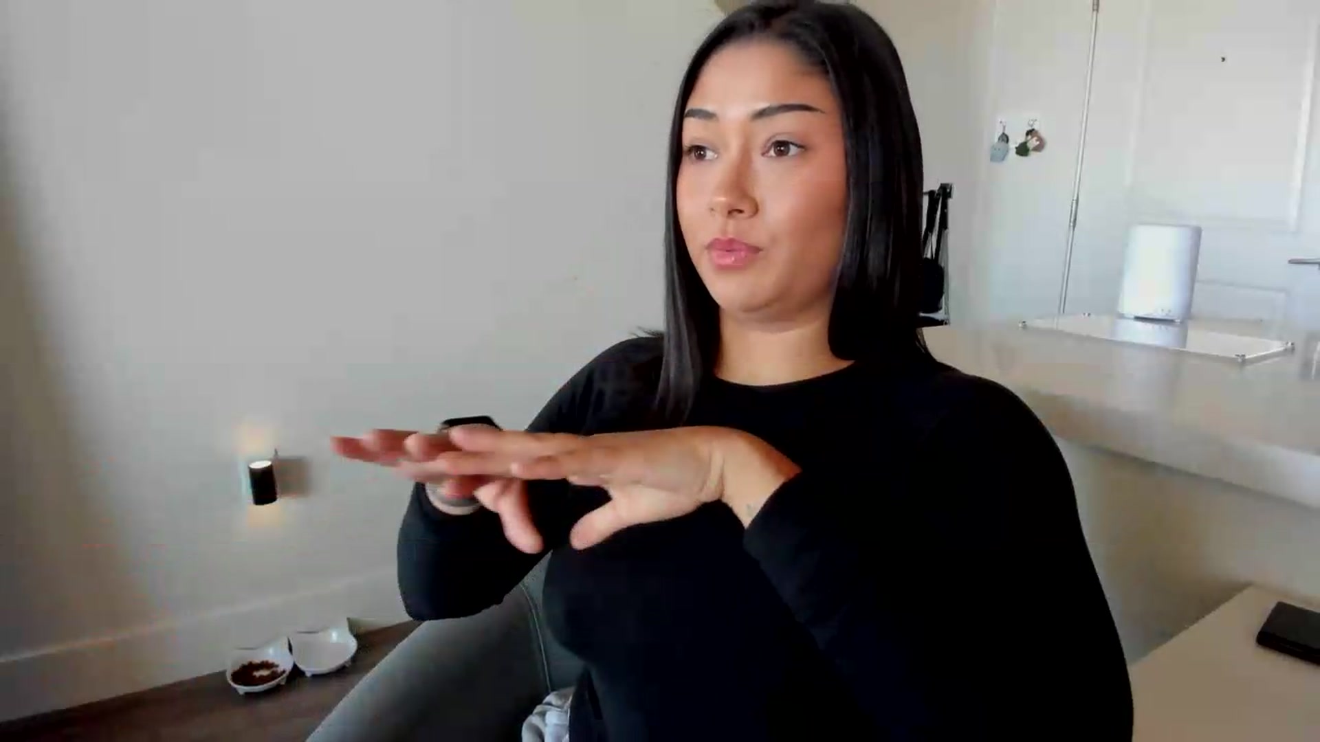 Gallery image thumbnail from YourGoddessLu's myfreecams stream on, 06/04/2026, 19:14 image 20 of 20
