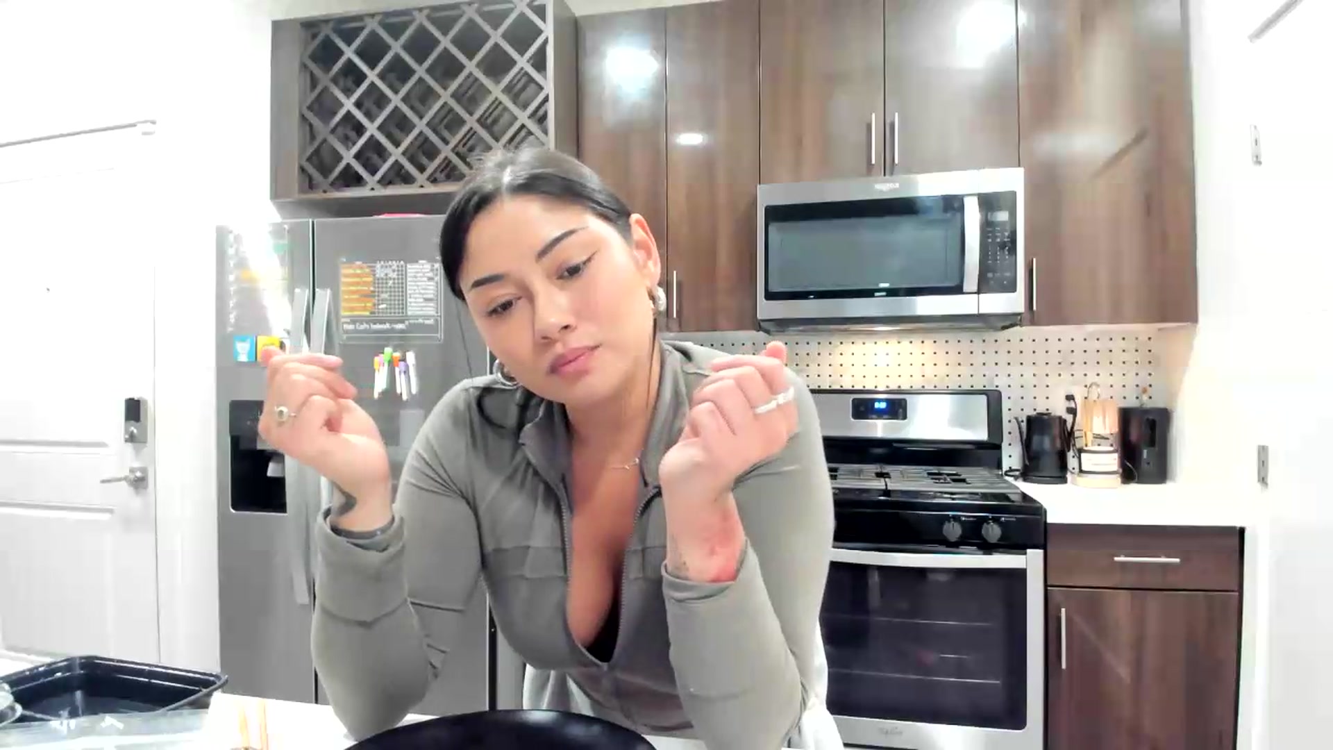 Gallery image thumbnail from YourGoddessLu's myfreecams stream on, 06/05/2026, 05:15 image 12 of 20