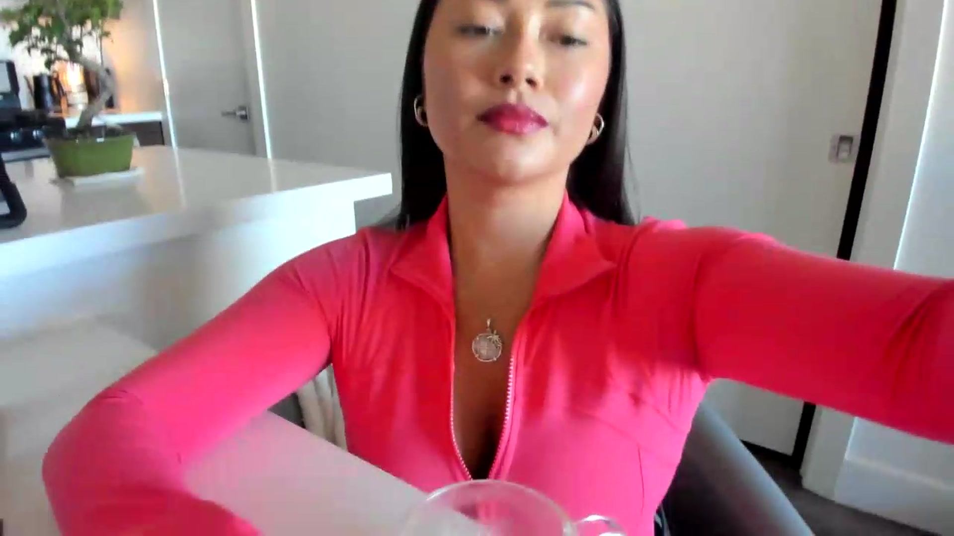 Gallery image thumbnail from YourGoddessLu's myfreecams stream on, 06/05/2026, 23:00 image 5 of 20