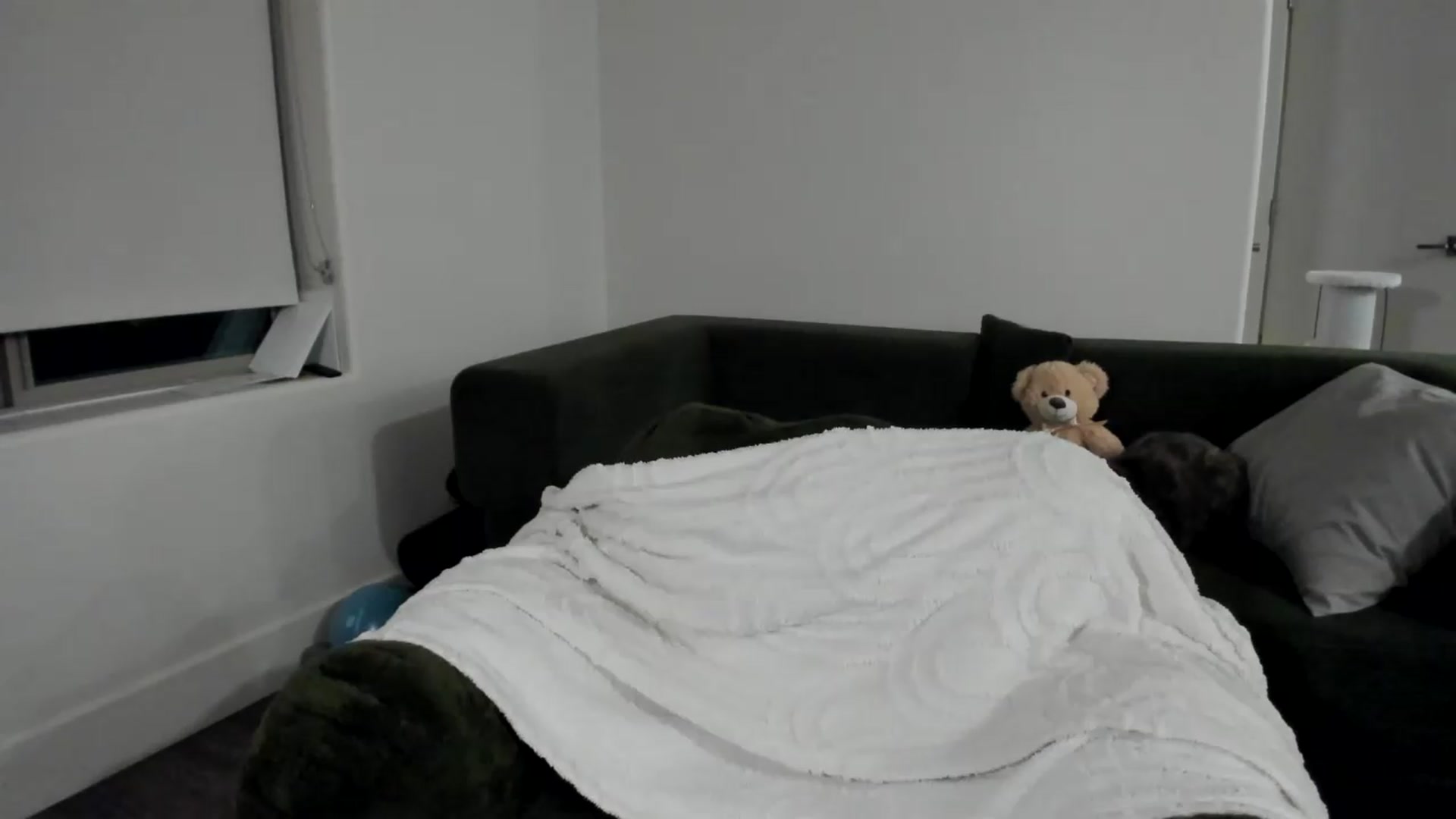 Gallery image thumbnail from YourGoddessLu's myfreecams stream on, 06/06/2026, 04:18 image 16 of 20
