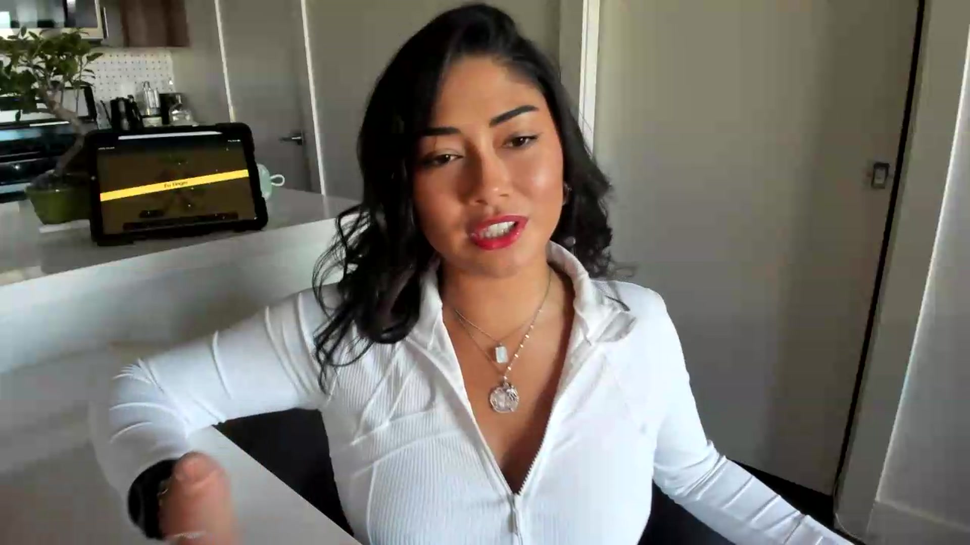 Gallery image thumbnail from YourGoddessLu's myfreecams stream on, 06/07/2026, 02:38 image 12 of 20