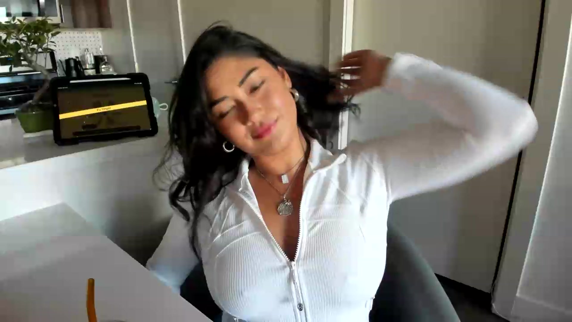 Gallery image thumbnail from YourGoddessLu's myfreecams stream on, 06/07/2026, 02:38 image 8 of 20