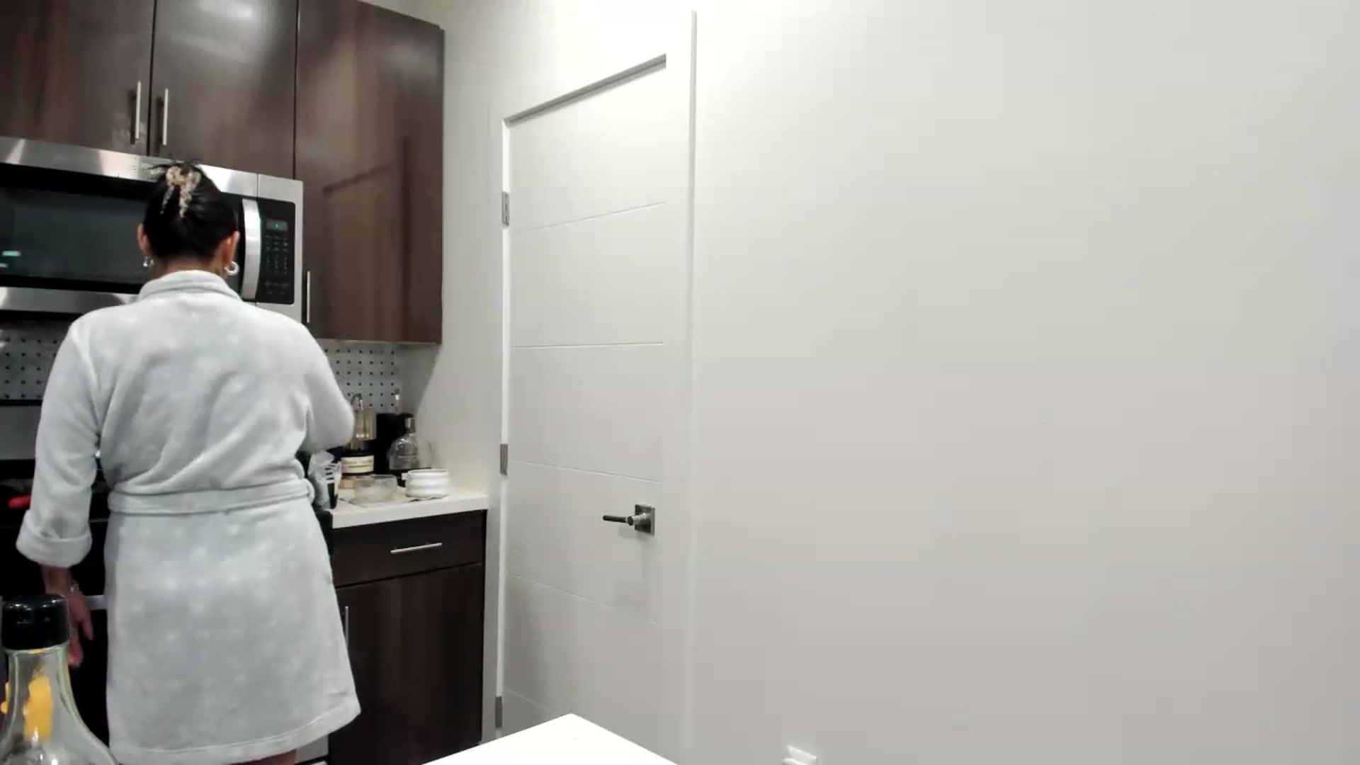 Gallery image thumbnail from YourGoddessLu's myfreecams stream on, 06/07/2026, 11:34 image 10 of 20