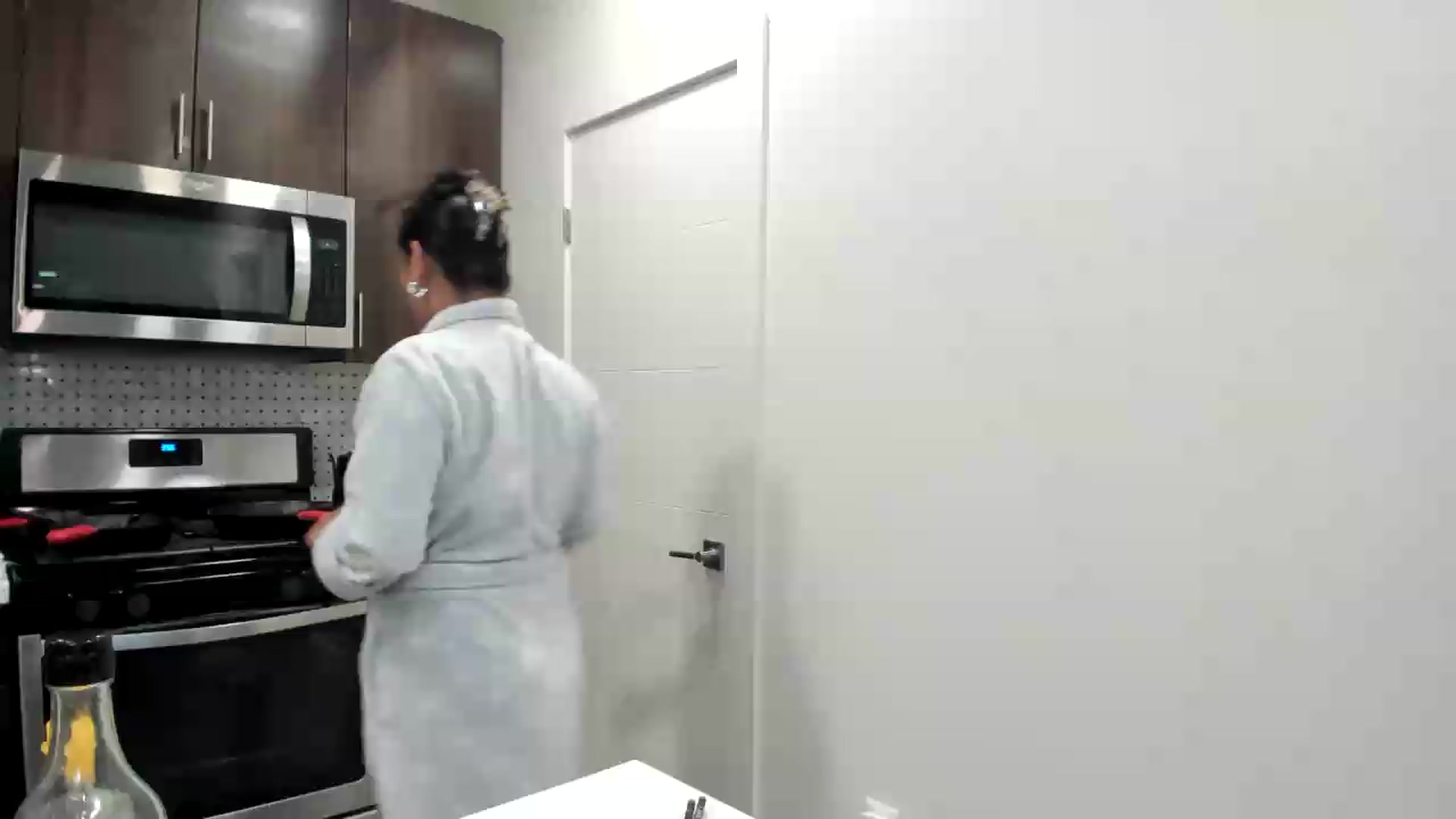 Gallery image thumbnail from YourGoddessLu's myfreecams stream on, 06/07/2026, 11:34 image 11 of 20