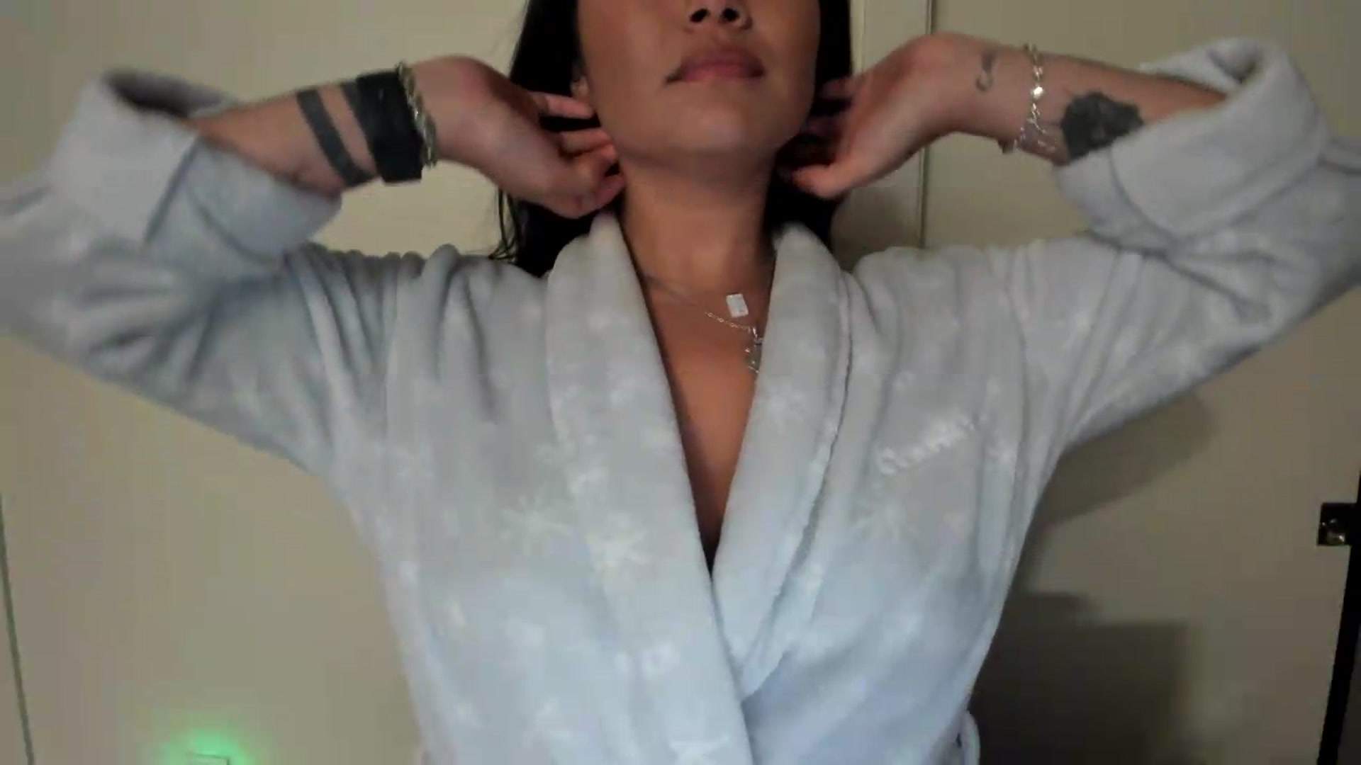 Gallery image thumbnail from YourGoddessLu's myfreecams stream on, 06/07/2026, 12:25 image 19 of 20