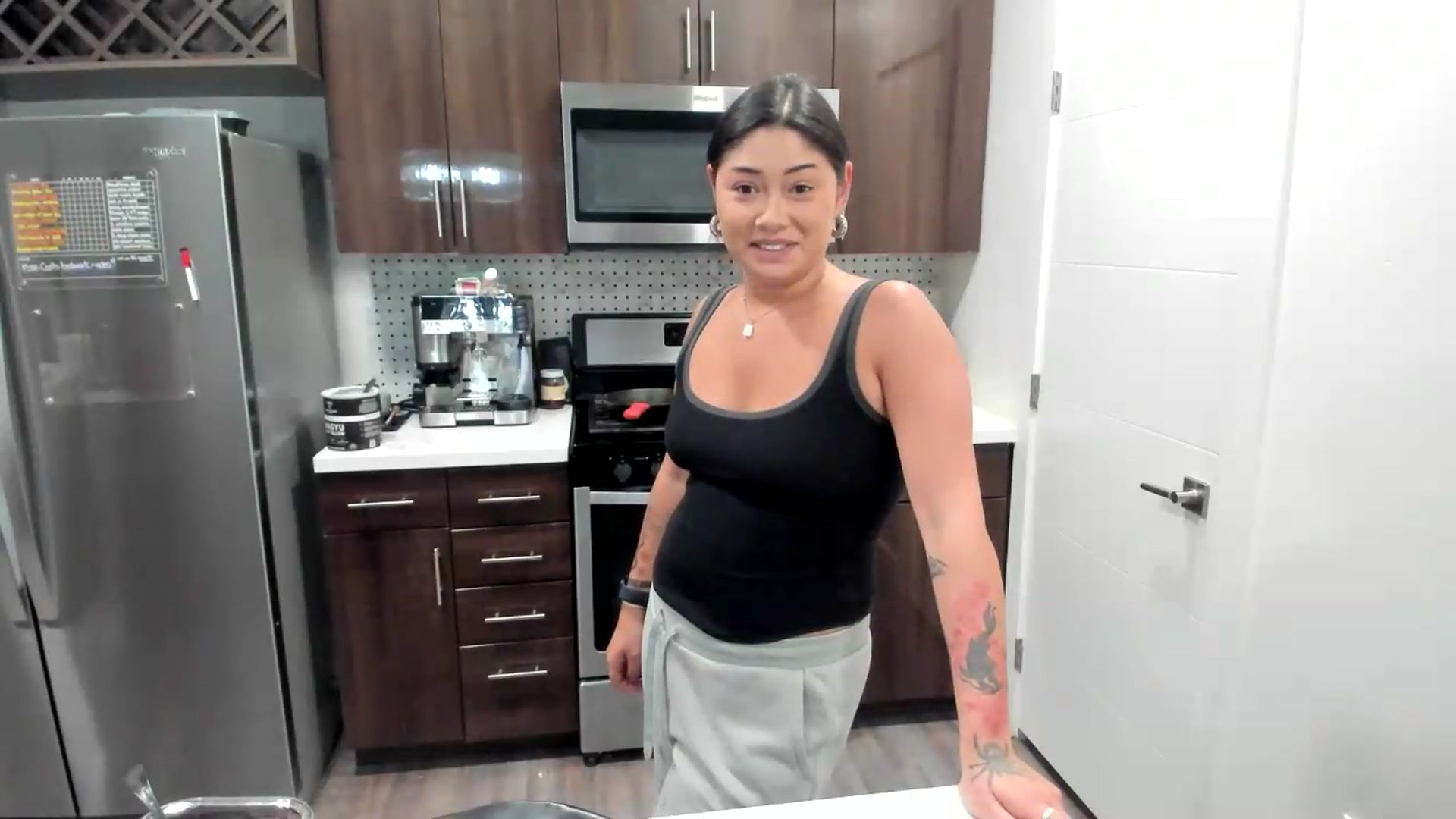 Gallery image thumbnail from YourGoddessLu's myfreecams stream on, 06/12/2026, 03:51 image 7 of 20