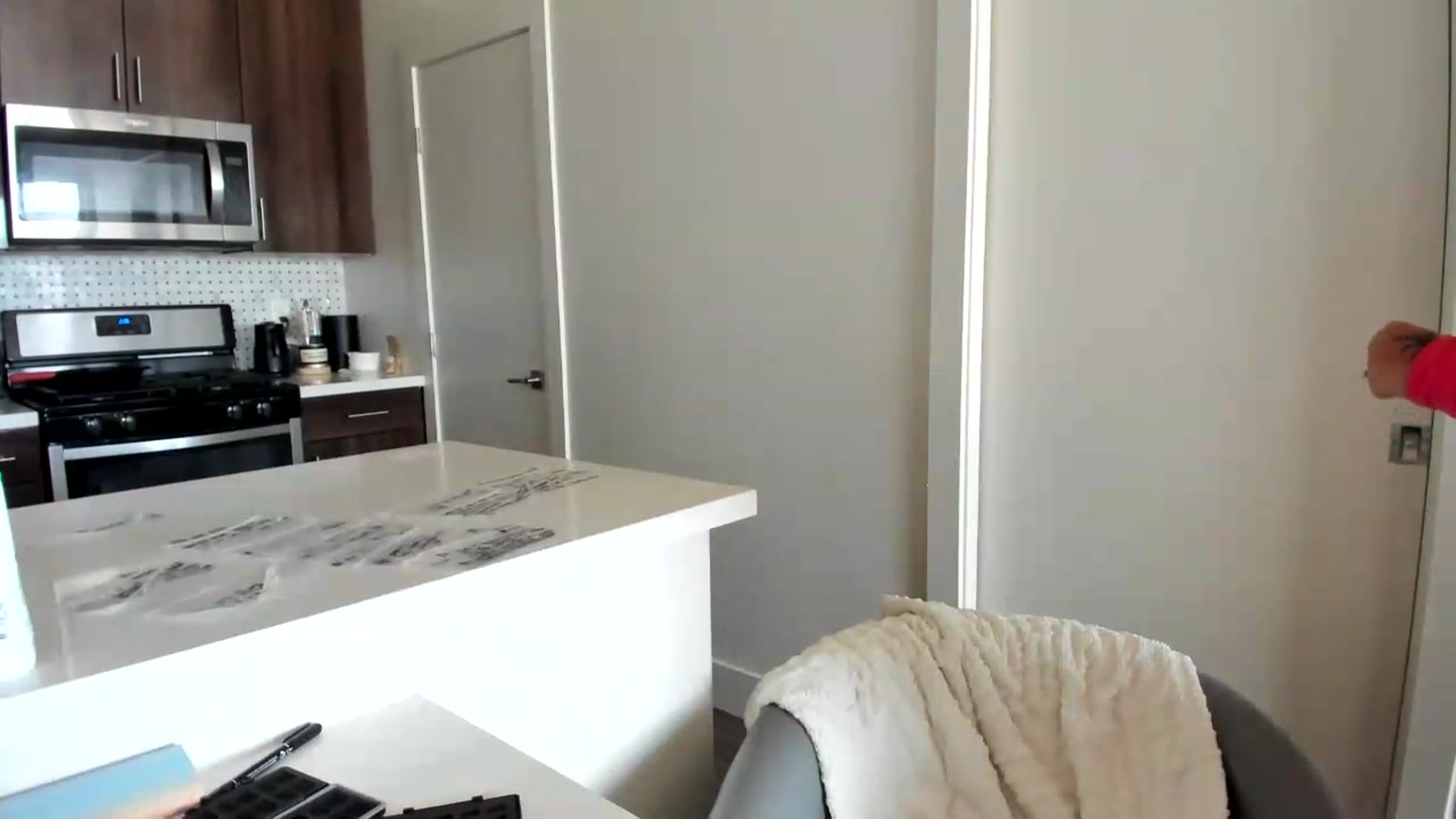 Gallery image thumbnail from YourGoddessLu's myfreecams stream on, 06/12/2026, 22:06 image 11 of 20