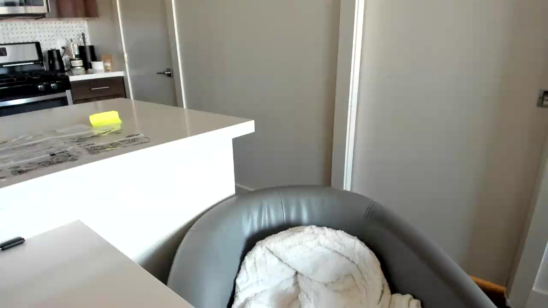 Gallery image thumbnail from YourGoddessLu's myfreecams stream on, 06/13/2026, 23:22 image 17 of 20