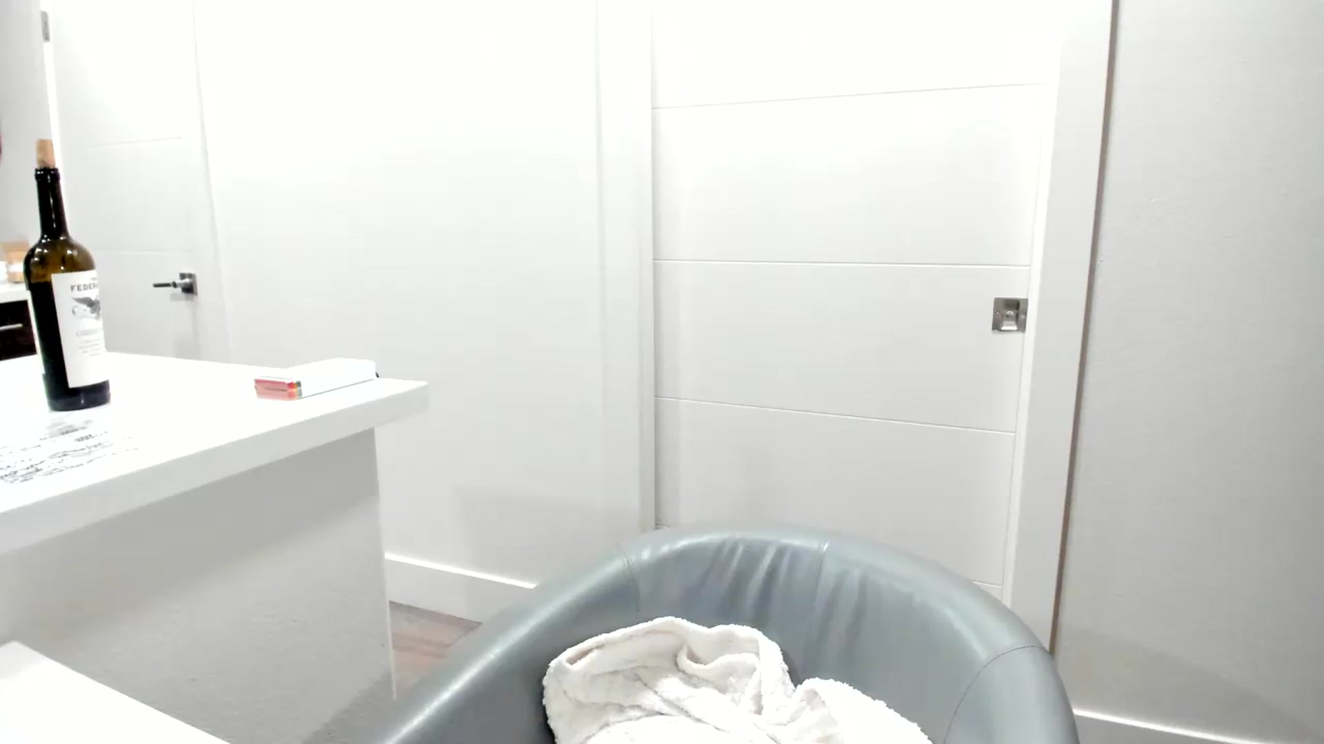 Gallery image thumbnail from YourGoddessLu's myfreecams stream on, 06/14/2026, 05:31 image 5 of 20
