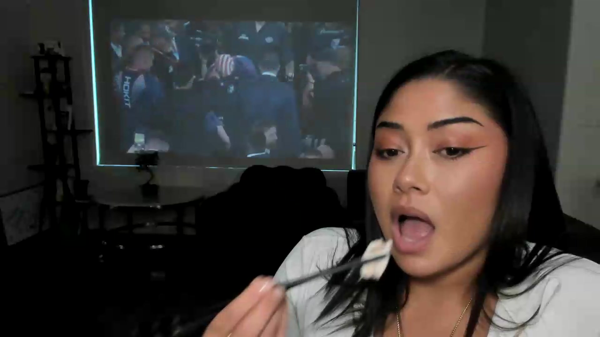 Gallery image thumbnail from YourGoddessLu's myfreecams stream on, 06/15/2026, 03:24 image 3 of 20