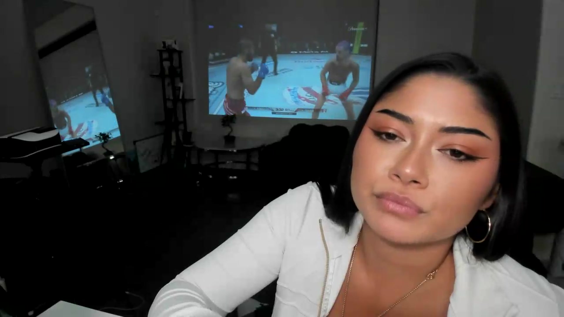 Gallery image thumbnail from YourGoddessLu's myfreecams stream on, 06/15/2026, 03:24 image 18 of 20