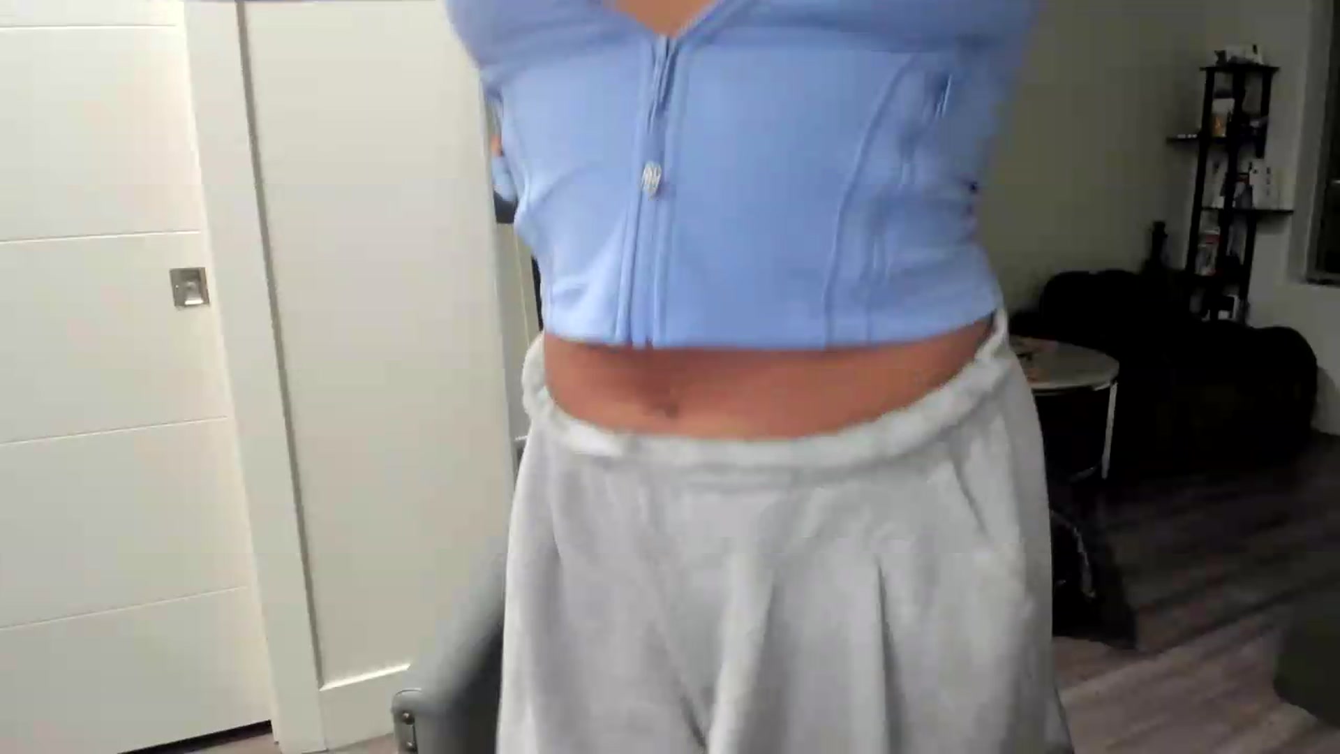 Gallery image thumbnail from YourGoddessLu's myfreecams stream on, 07/04/2026, 08:37 image 15 of 20