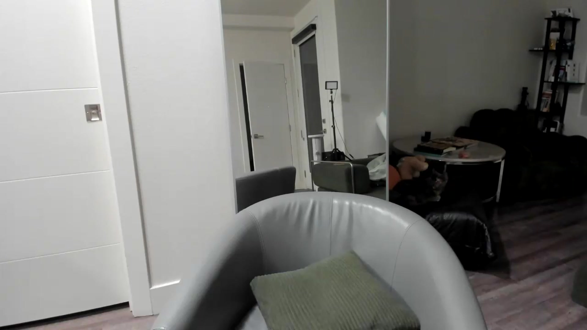 Gallery image thumbnail from YourGoddessLu's myfreecams stream on, 07/04/2026, 08:37 image 18 of 20