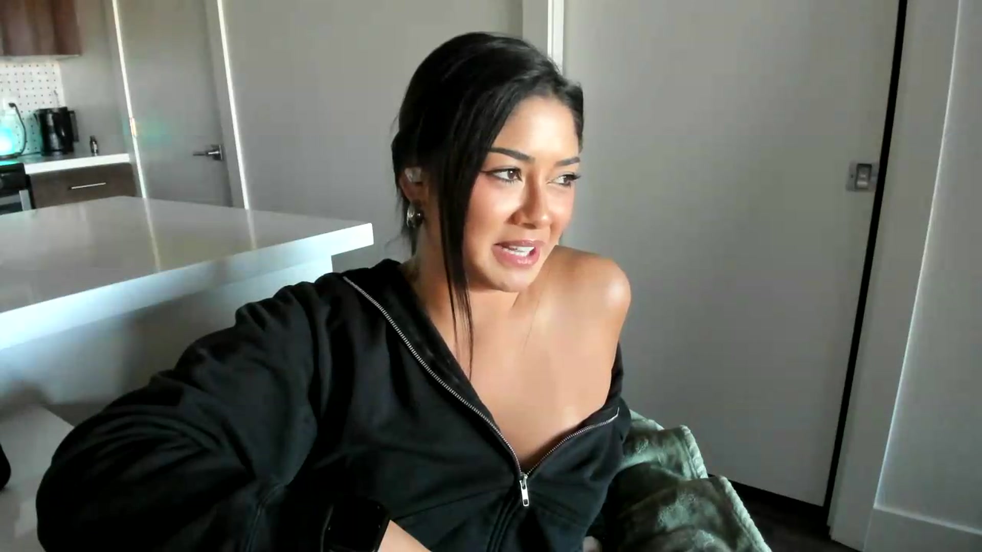 Gallery image thumbnail from YourGoddessLu's myfreecams stream on, 07/07/2026, 02:23 image 7 of 20