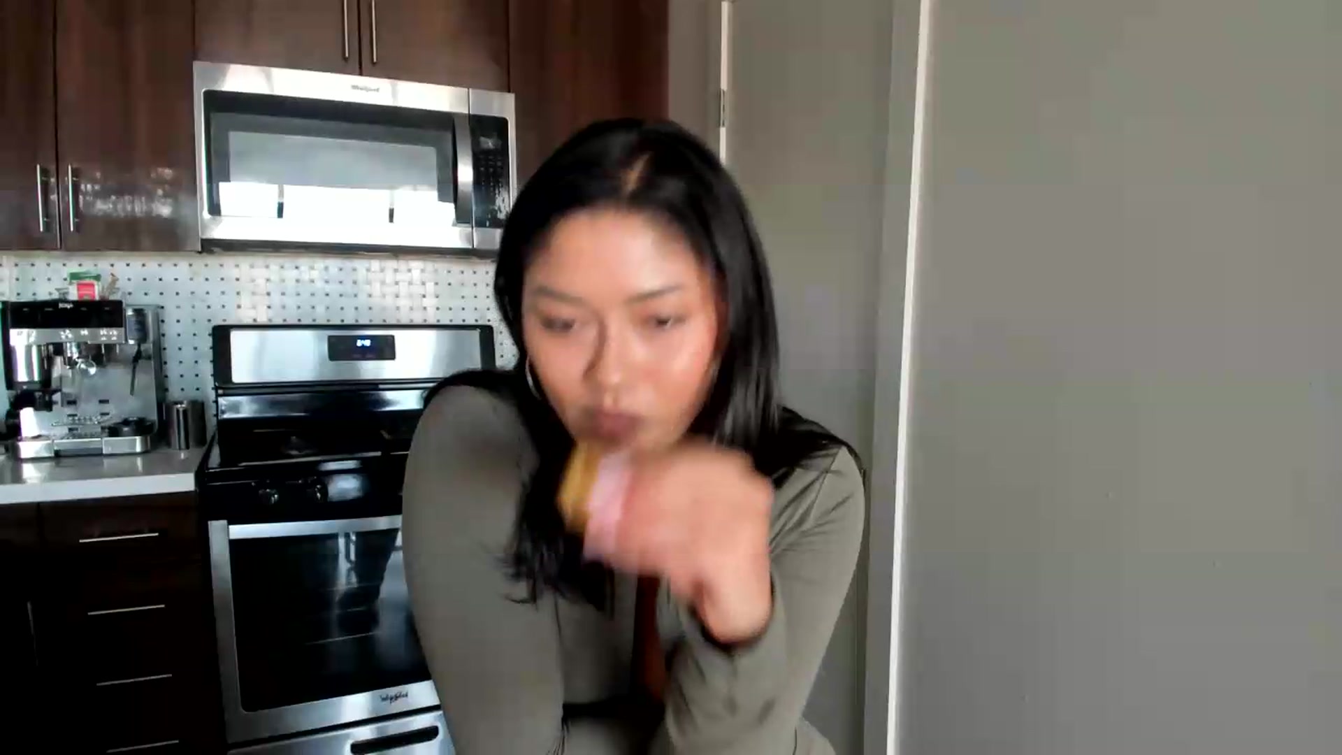 Gallery image thumbnail from YourGoddessLu's myfreecams stream on, 07/20/2026, 01:54 image 20 of 20
