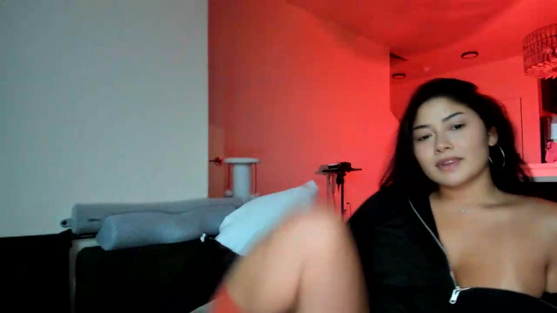 Gallery image thumbnail from YourGoddessLu's myfreecams stream on, 07/21/2026, 03:06 image 15 of 20