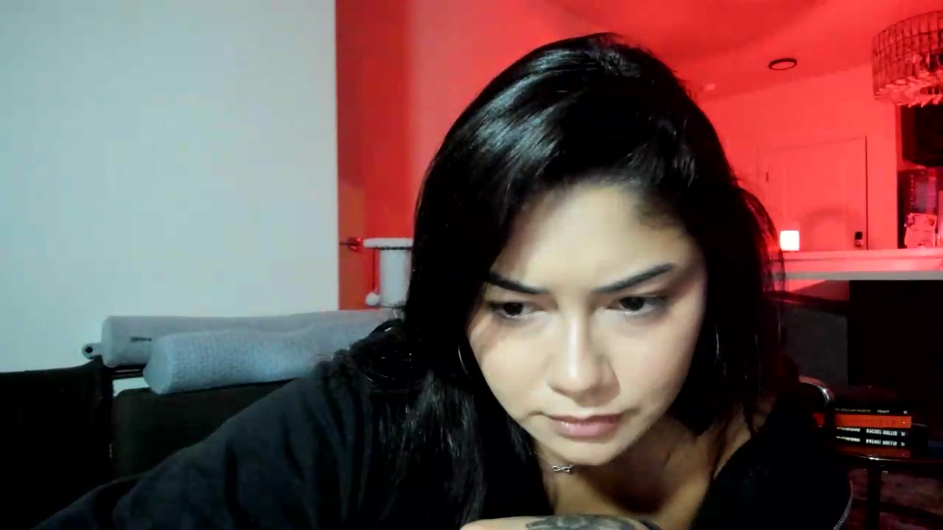 Gallery image thumbnail from YourGoddessLu's myfreecams stream on, 07/21/2026, 03:24 image 11 of 20