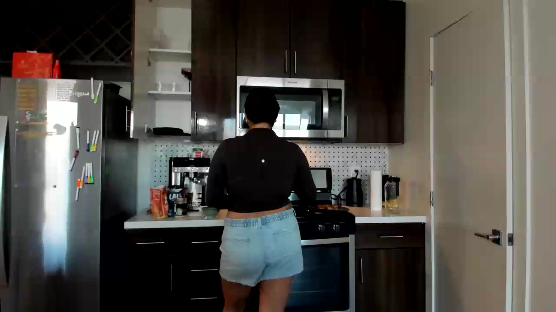 Gallery image thumbnail from YourGoddessLu's myfreecams stream on, 07/24/2026, 02:31 image 13 of 20