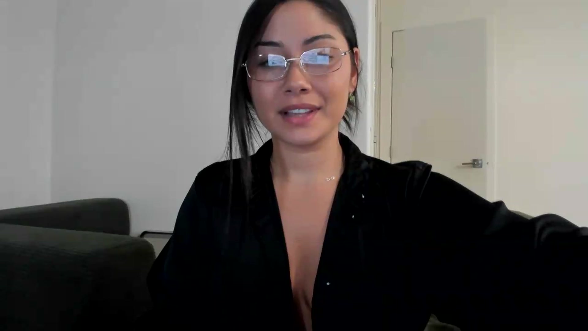 Gallery image thumbnail from YourGoddessLu's myfreecams stream on, 07/26/2026, 04:44 image 3 of 20