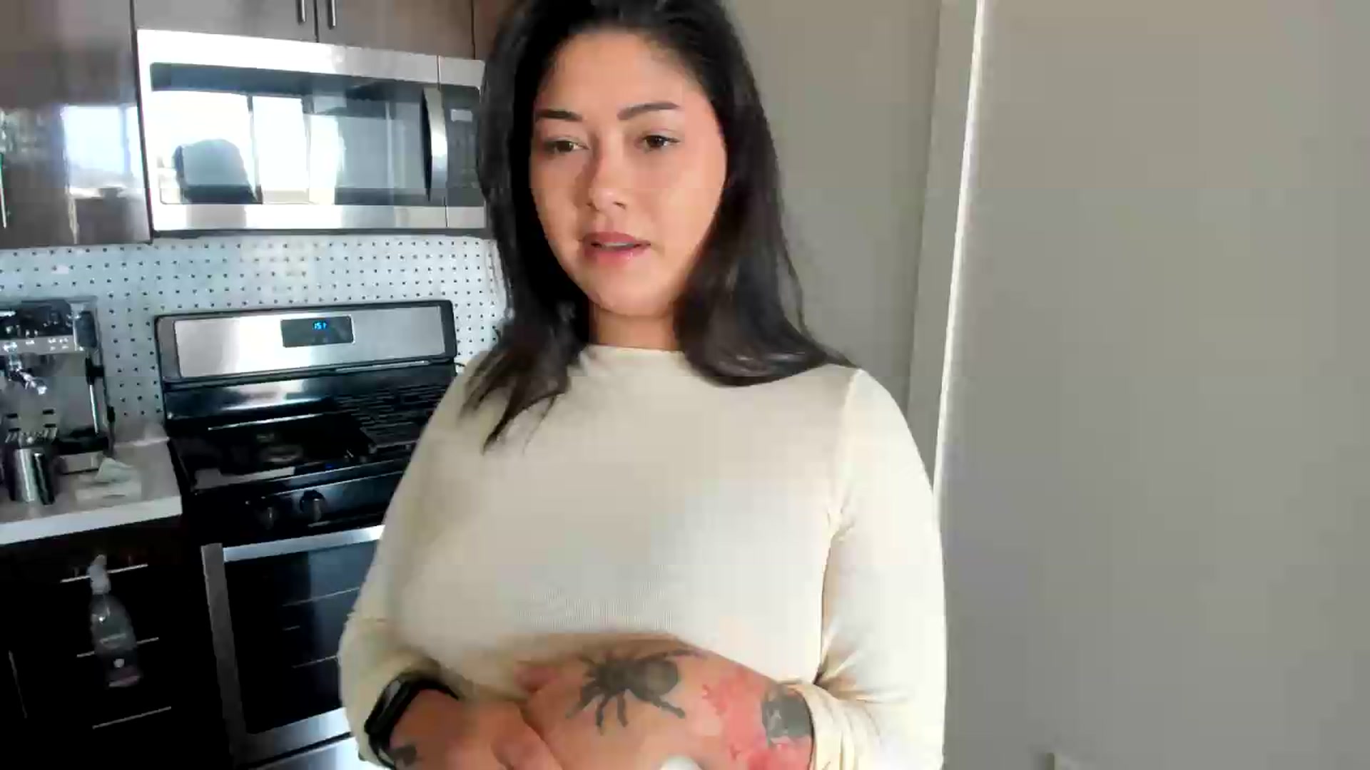 Gallery image thumbnail from YourGoddessLu's myfreecams stream on, 07/26/2026, 22:03 image 4 of 20