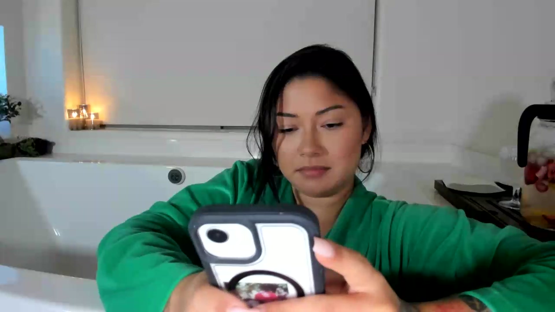 Gallery image thumbnail from YourGoddessLu's myfreecams stream on, 07/28/2026, 03:38 image 7 of 20