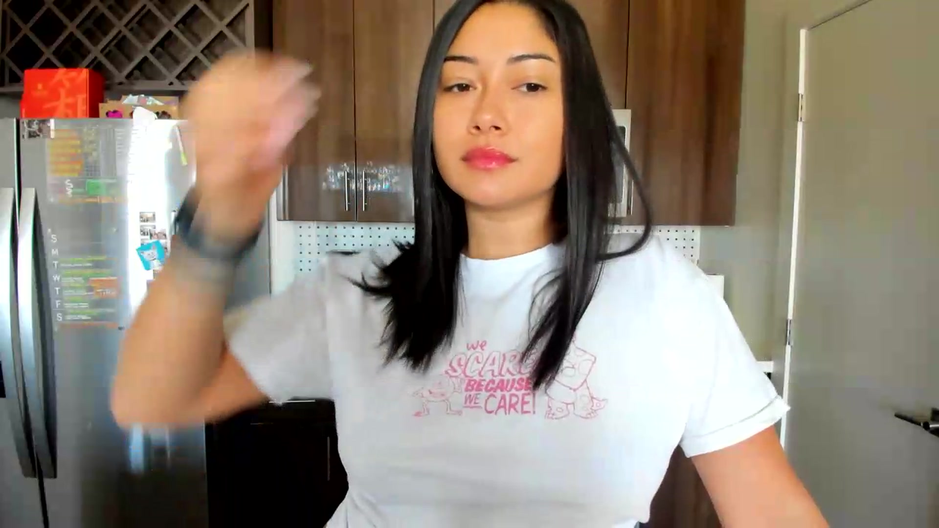 Gallery image thumbnail from YourGoddessLu's myfreecams stream on, 07/29/2026, 21:01 image 3 of 20