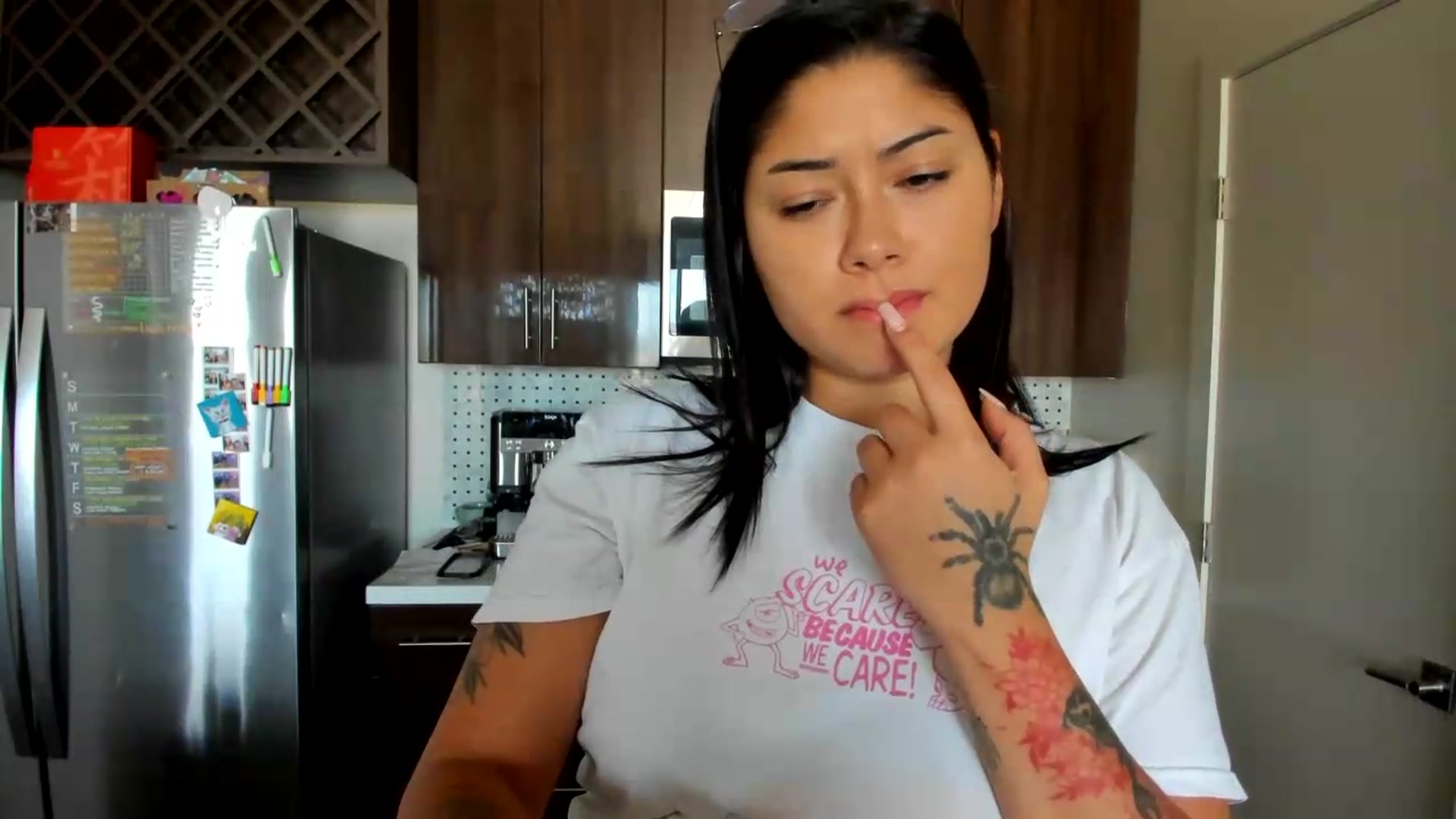 Gallery image thumbnail from YourGoddessLu's myfreecams stream on, 07/29/2026, 21:56 image 14 of 20