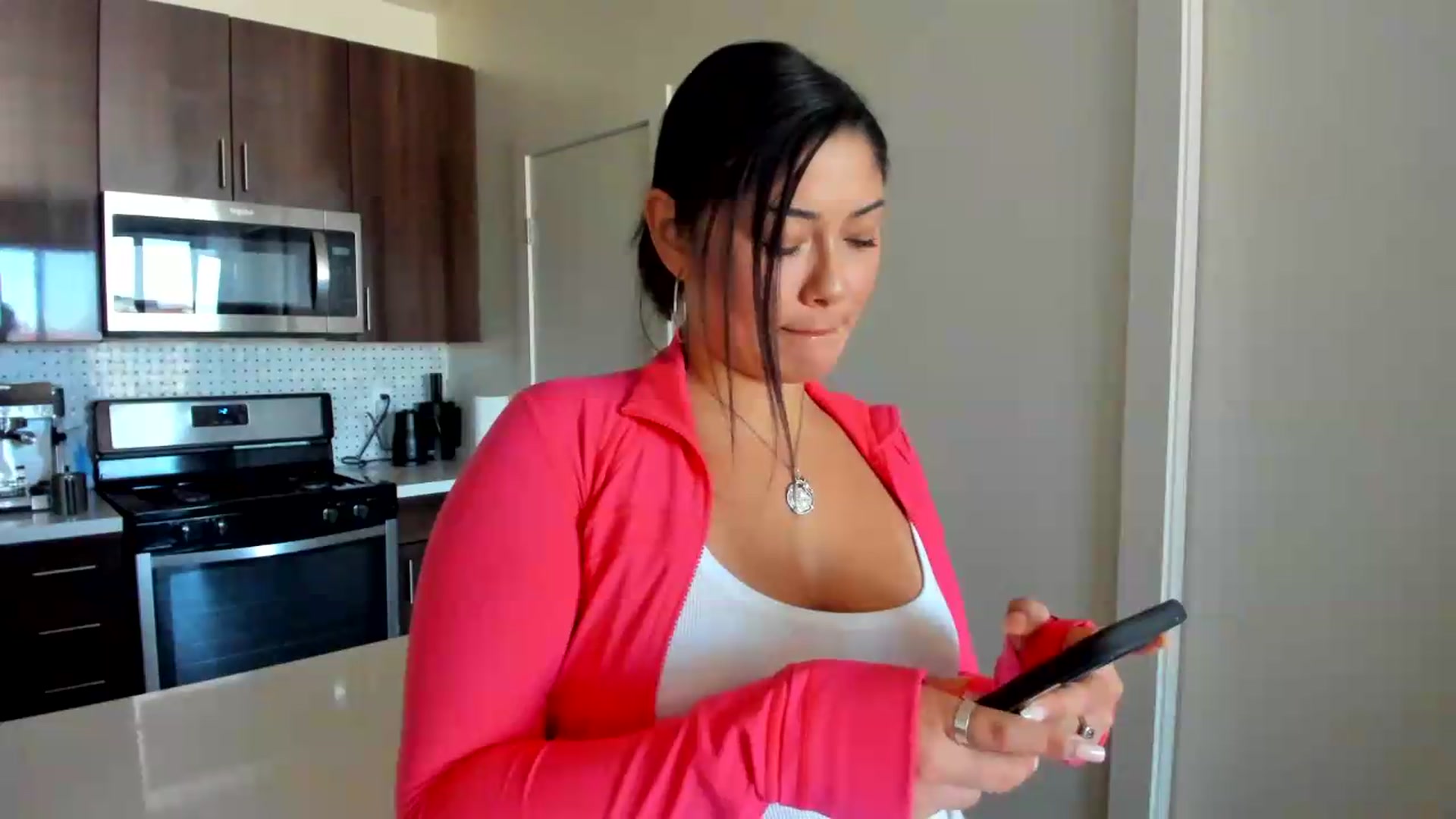 Gallery image thumbnail from YourGoddessLu's myfreecams stream on, 07/31/2026, 22:46 image 3 of 20