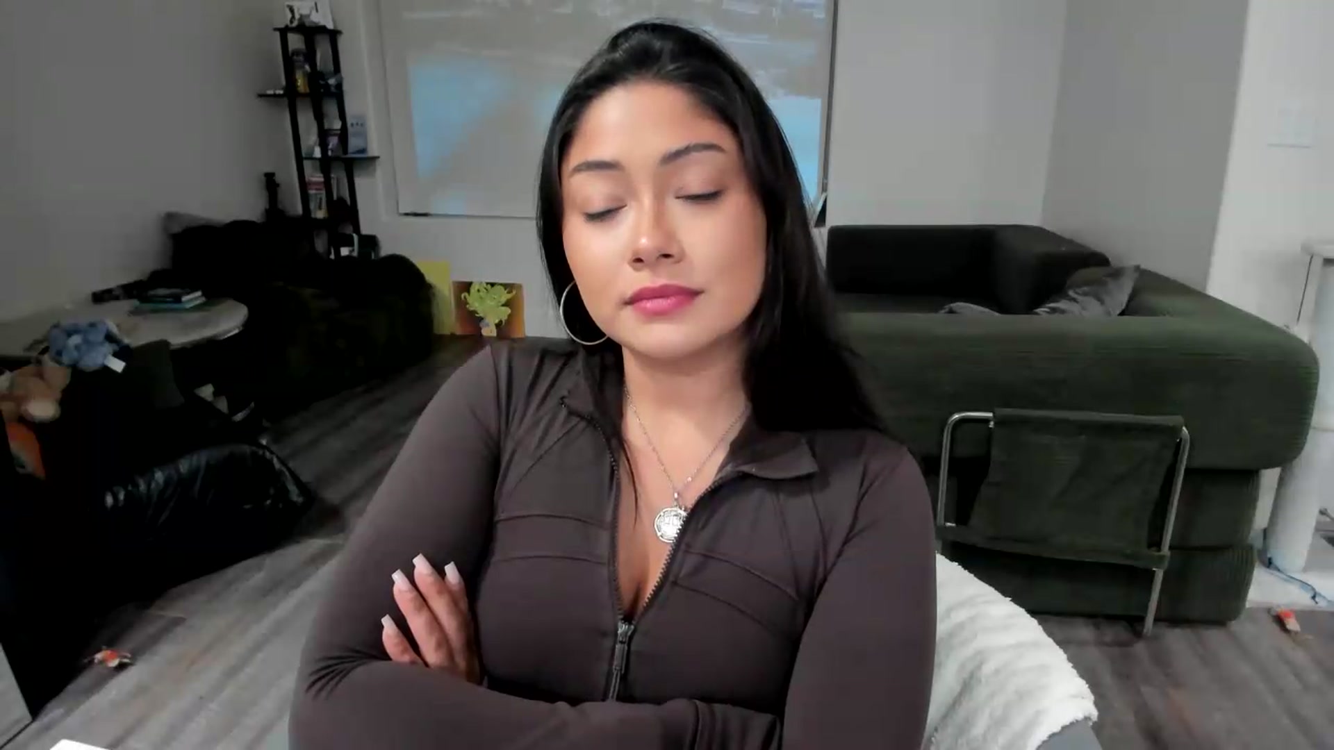 Gallery image thumbnail from YourGoddessLu's myfreecams stream on, 08/01/2026, 07:08 image 19 of 20