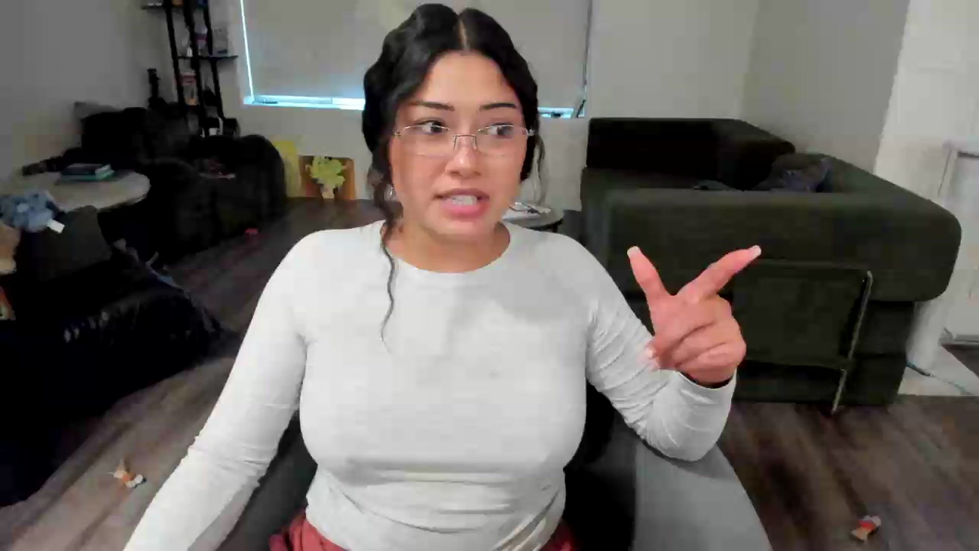 Gallery image thumbnail from YourGoddessLu's myfreecams stream on, 08/02/2026, 21:31 image 16 of 20