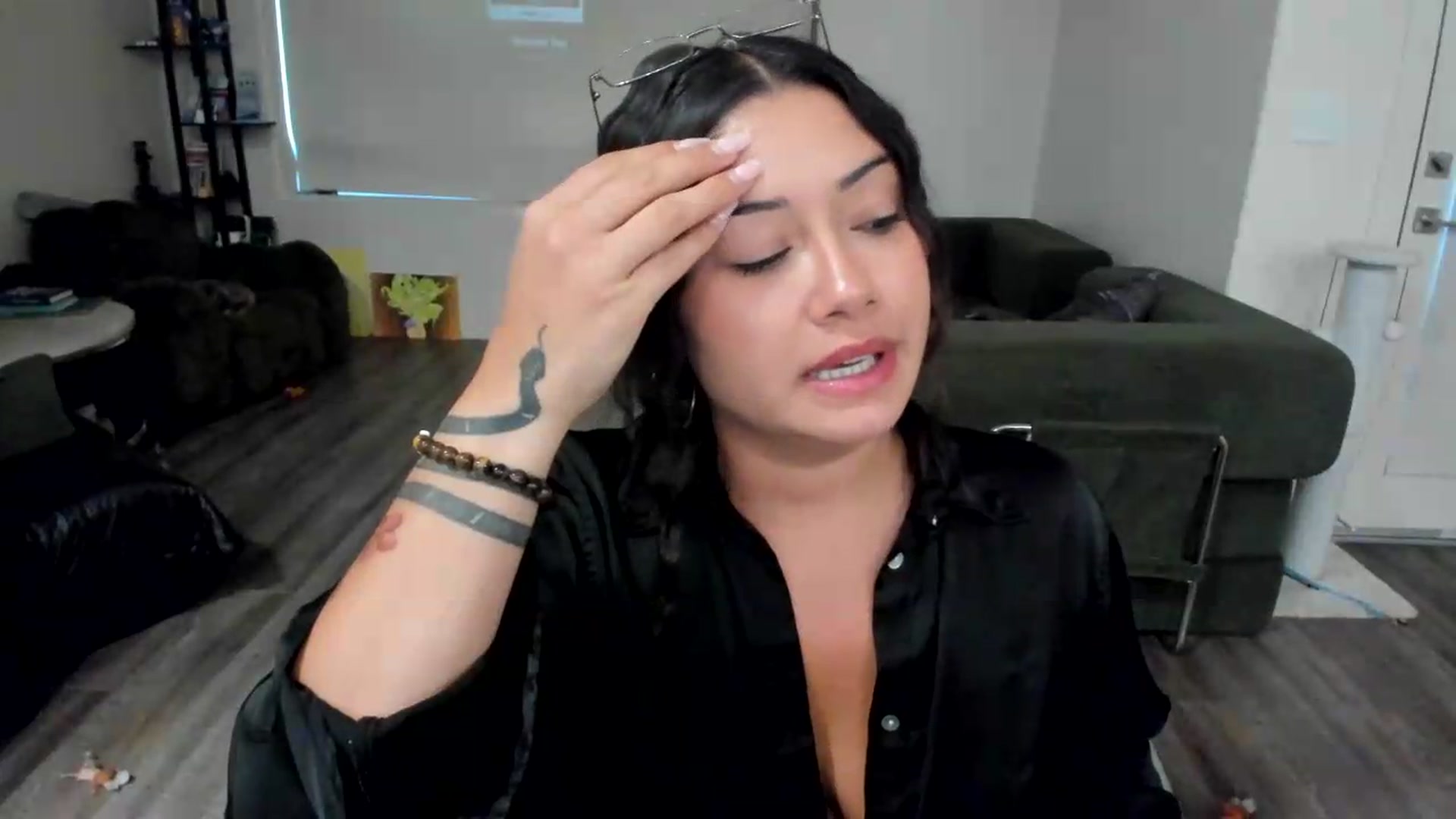 Gallery image thumbnail from YourGoddessLu's myfreecams stream on, 08/03/2026, 24:28 image 20 of 20