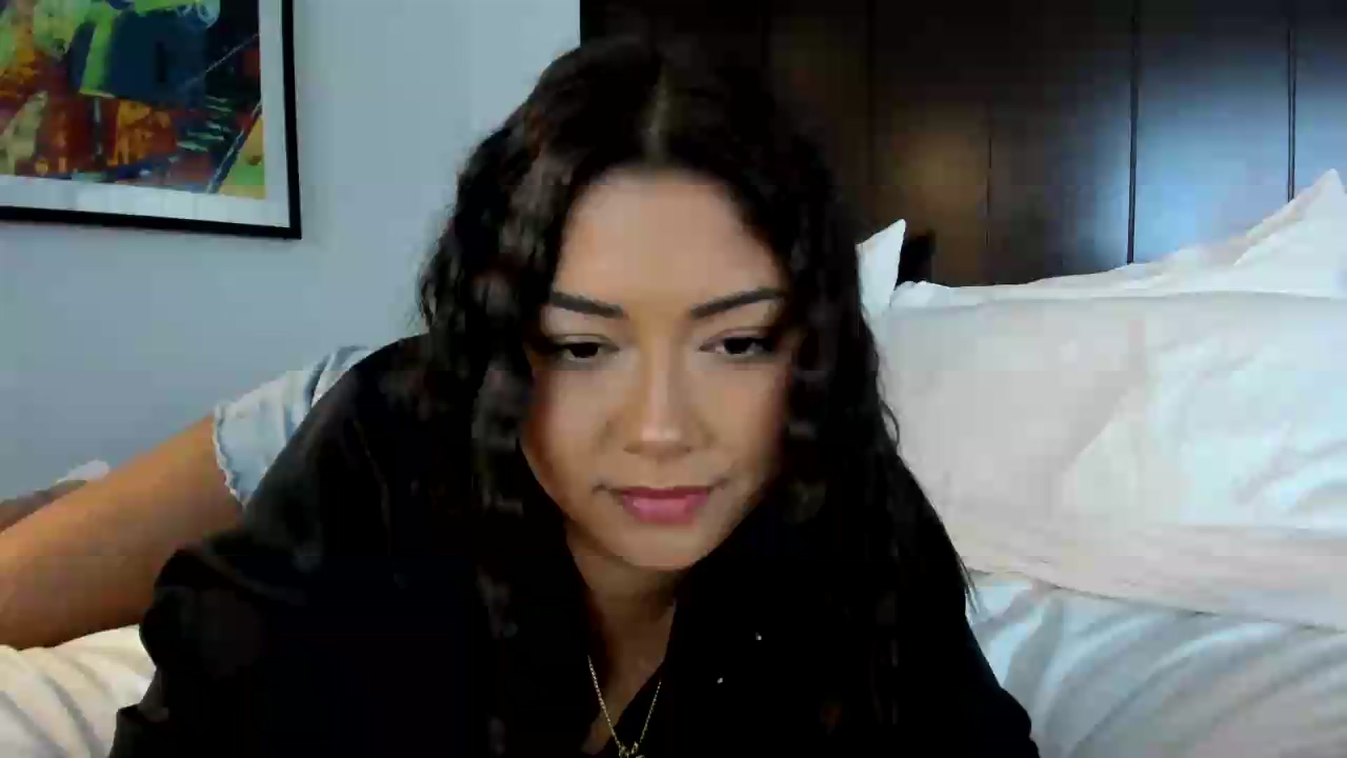 Gallery image thumbnail from YourGoddessLu's myfreecams stream on, 08/06/2026, 24:01 image 17 of 20
