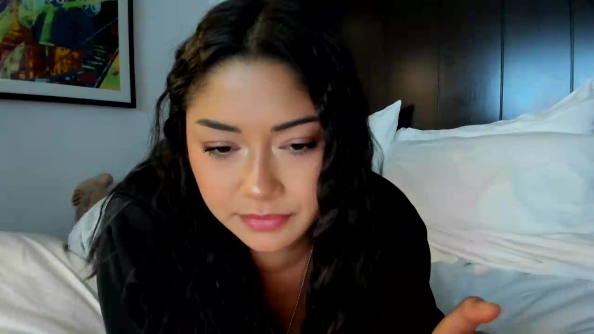 Gallery image thumbnail from YourGoddessLu's myfreecams stream on, 08/06/2026, 24:24 image 16 of 20