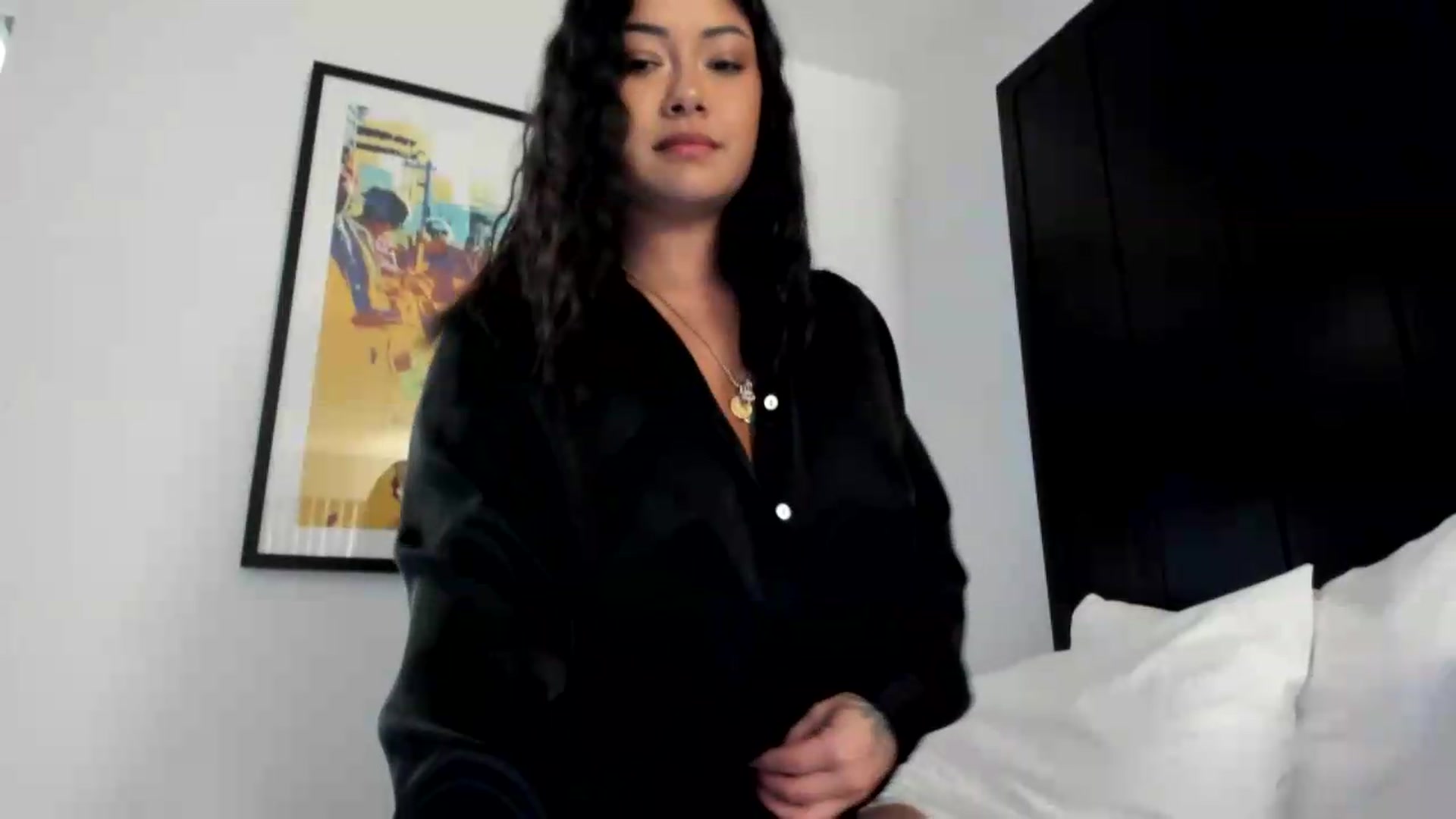 Gallery image thumbnail from YourGoddessLu's myfreecams stream on, 08/06/2026, 24:51 image 9 of 20