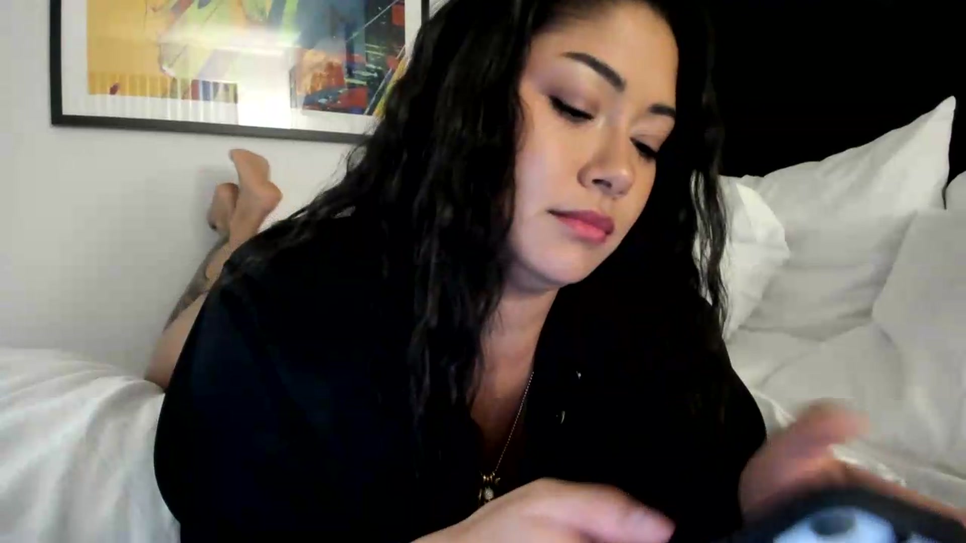 Gallery image thumbnail from YourGoddessLu's myfreecams stream on, 08/06/2026, 01:57 image 11 of 20