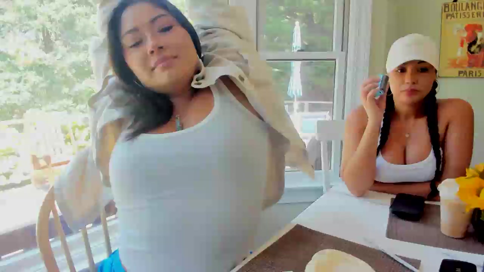 Gallery image thumbnail from YourGoddessLu's myfreecams stream on, 08/08/2026, 17:29 image 10 of 20