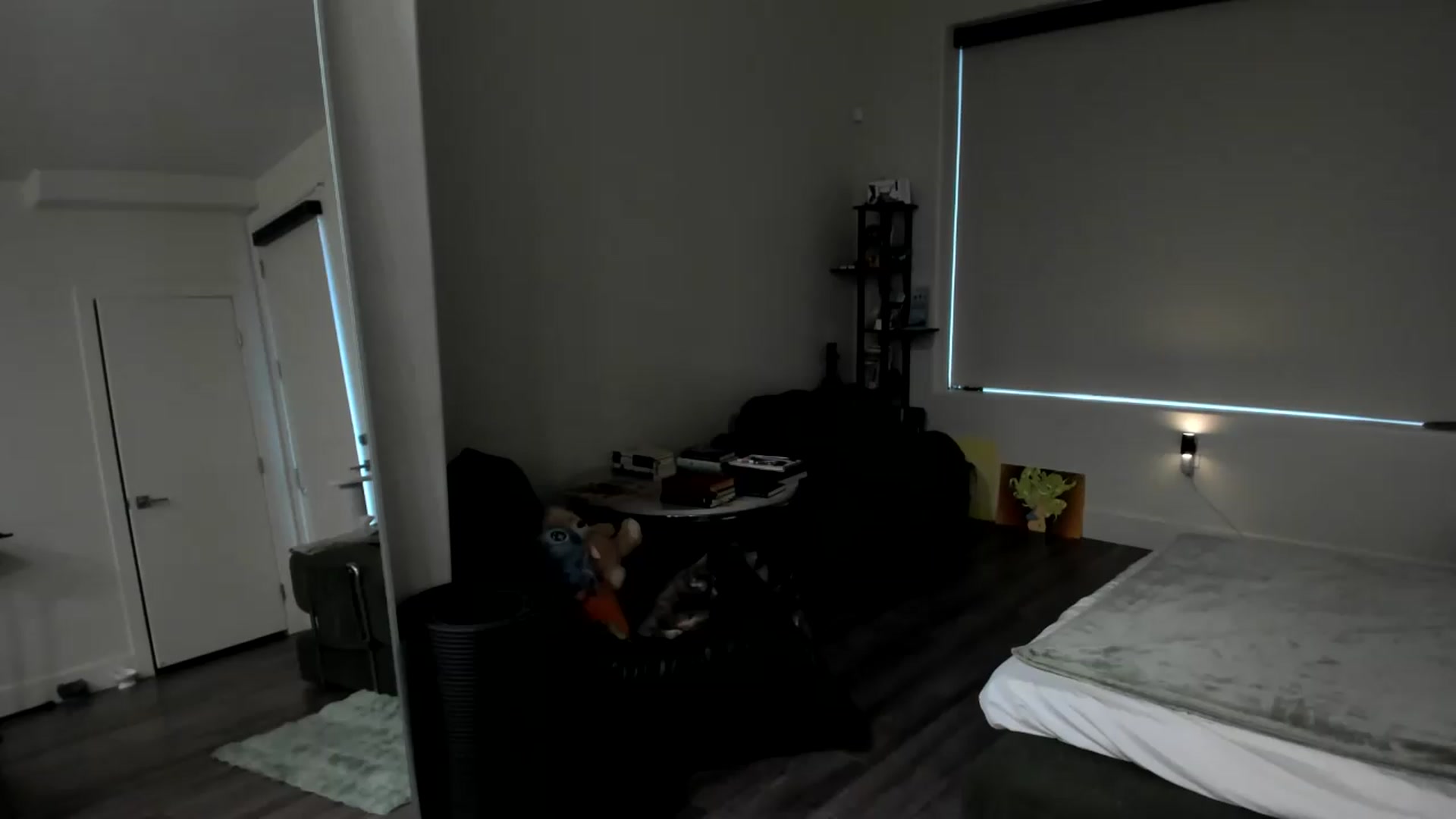 Gallery image thumbnail from YourGoddessLu's myfreecams stream on, 08/15/2026, 24:32 image 19 of 20