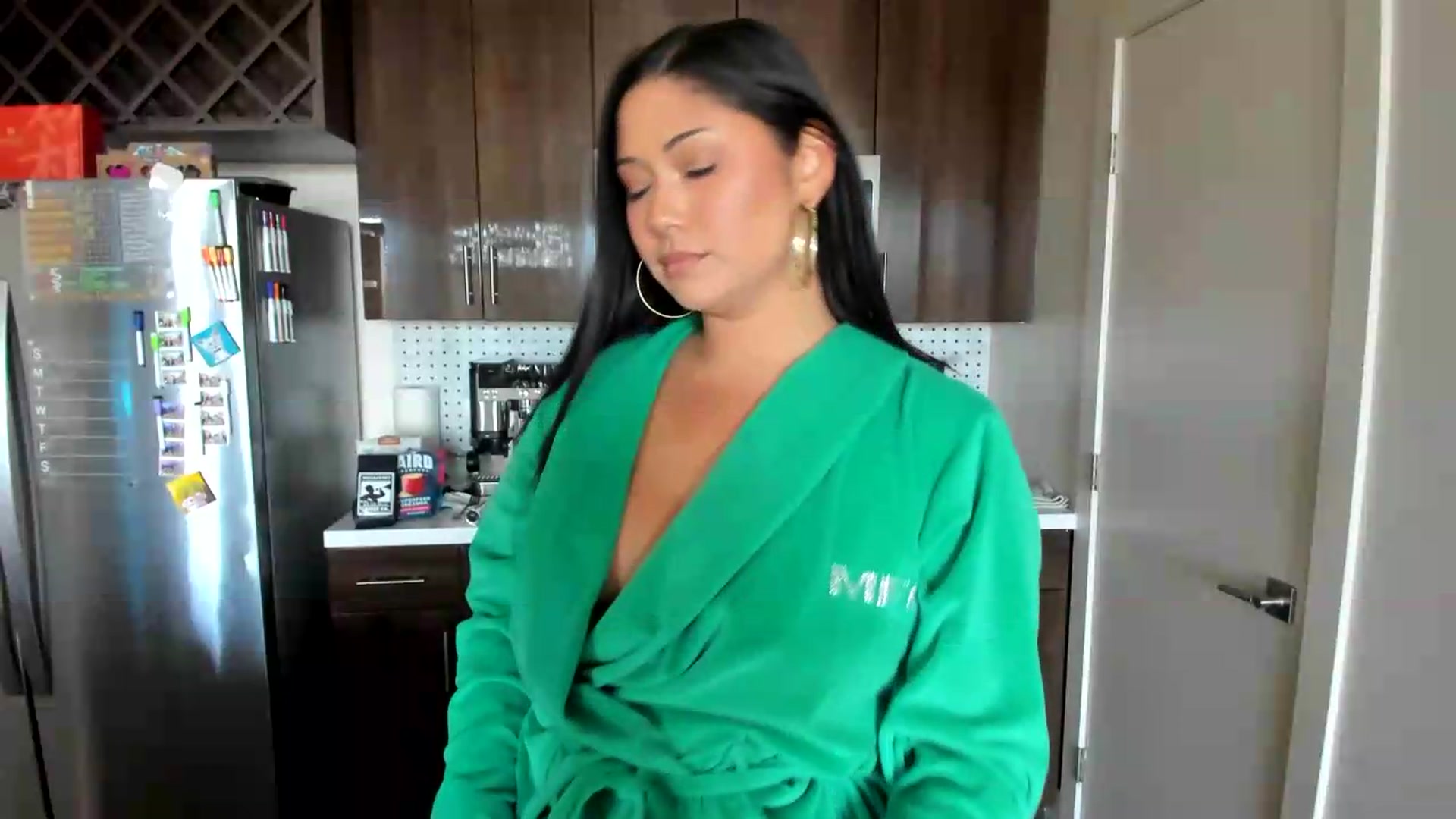 Gallery image thumbnail from YourGoddessLu's myfreecams stream on, 08/16/2026, 24:01 image 2 of 20
