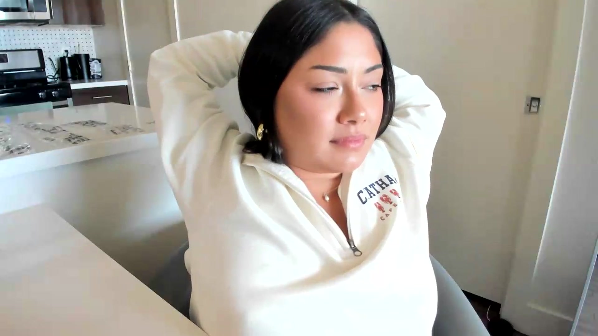 Gallery image thumbnail from YourGoddessLu's myfreecams stream on, 08/16/2026, 22:38 image 14 of 20