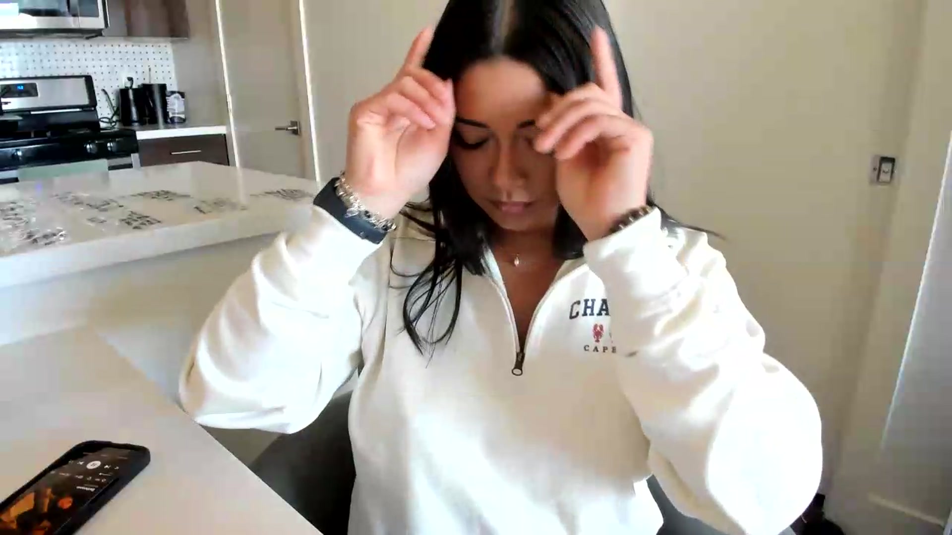 Gallery image thumbnail from YourGoddessLu's myfreecams stream on, 08/16/2026, 22:38 image 10 of 20