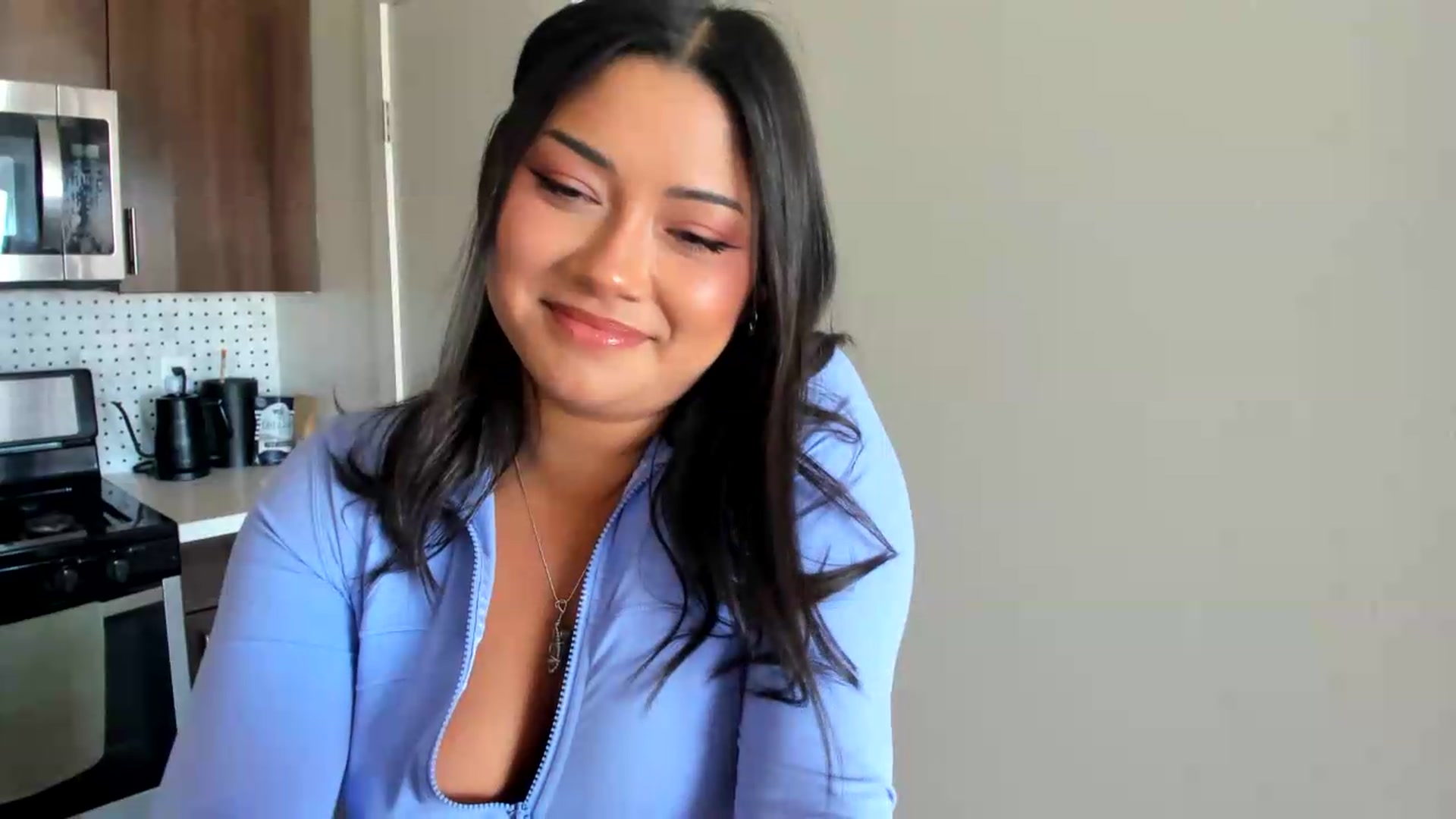 Gallery image thumbnail from YourGoddessLu's myfreecams stream on, 08/17/2026, 23:06 image 2 of 20