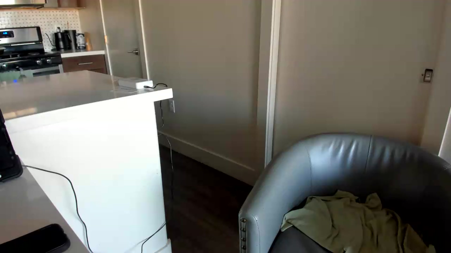 Gallery image thumbnail from YourGoddessLu's myfreecams stream on, 08/18/2026, 01:52 image 5 of 20