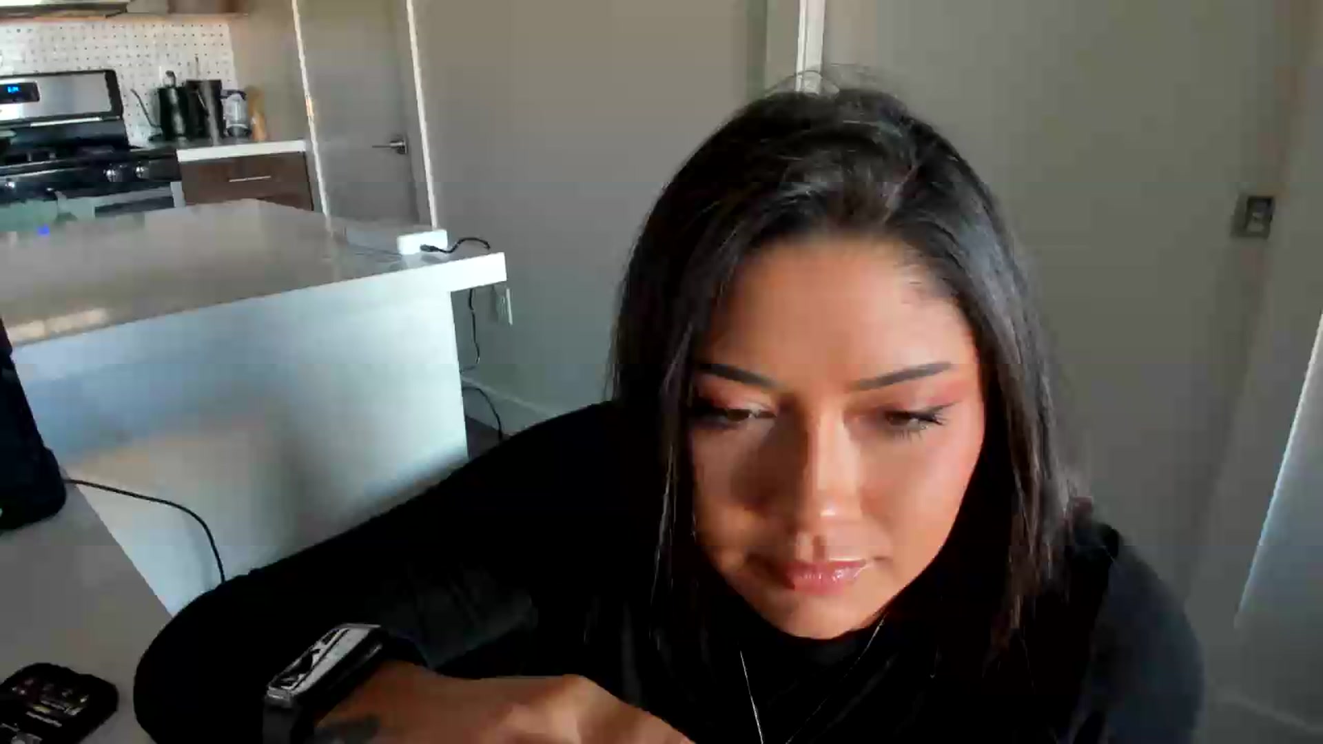 Gallery image thumbnail from YourGoddessLu's myfreecams stream on, 08/18/2026, 01:52 image 1 of 20